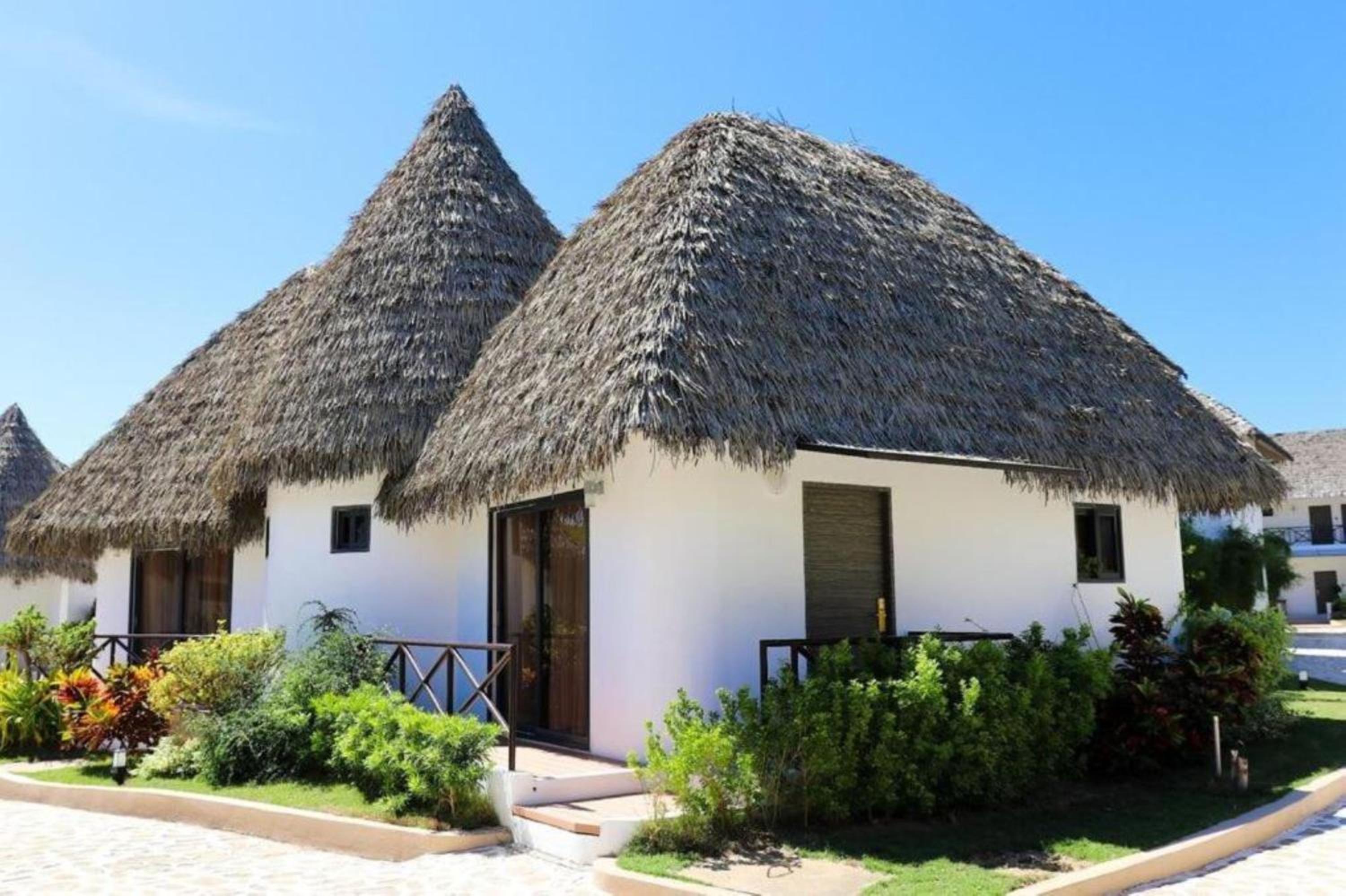 Safari Hotel and Villas powered by Cocotel