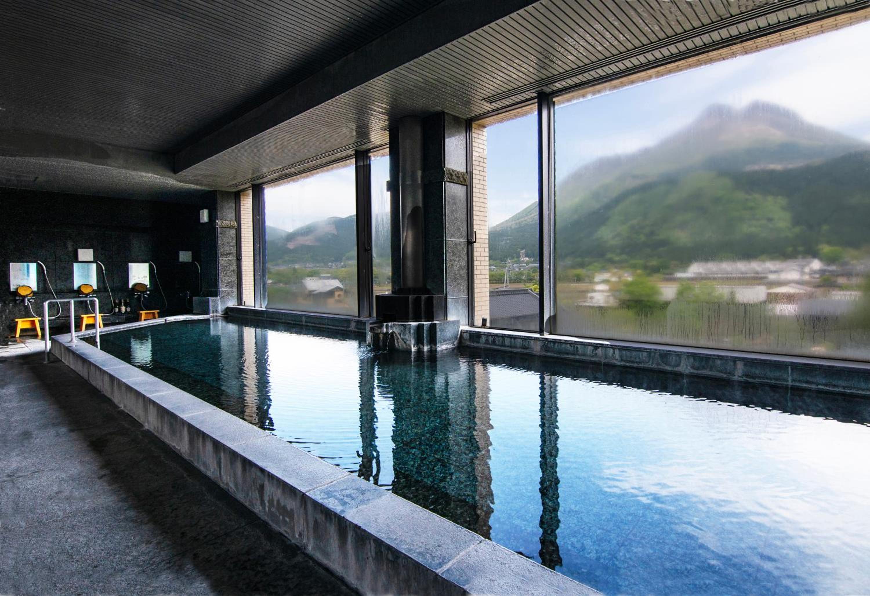 Yufuin Hotel Shuhokan