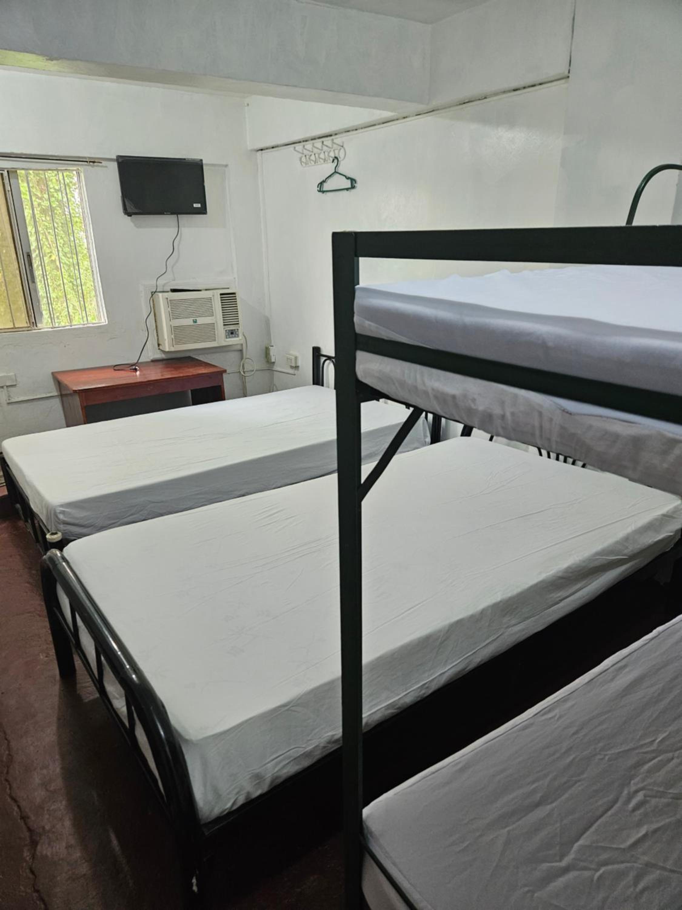 Antipolo Budget Hostel,Family Rooms view 5