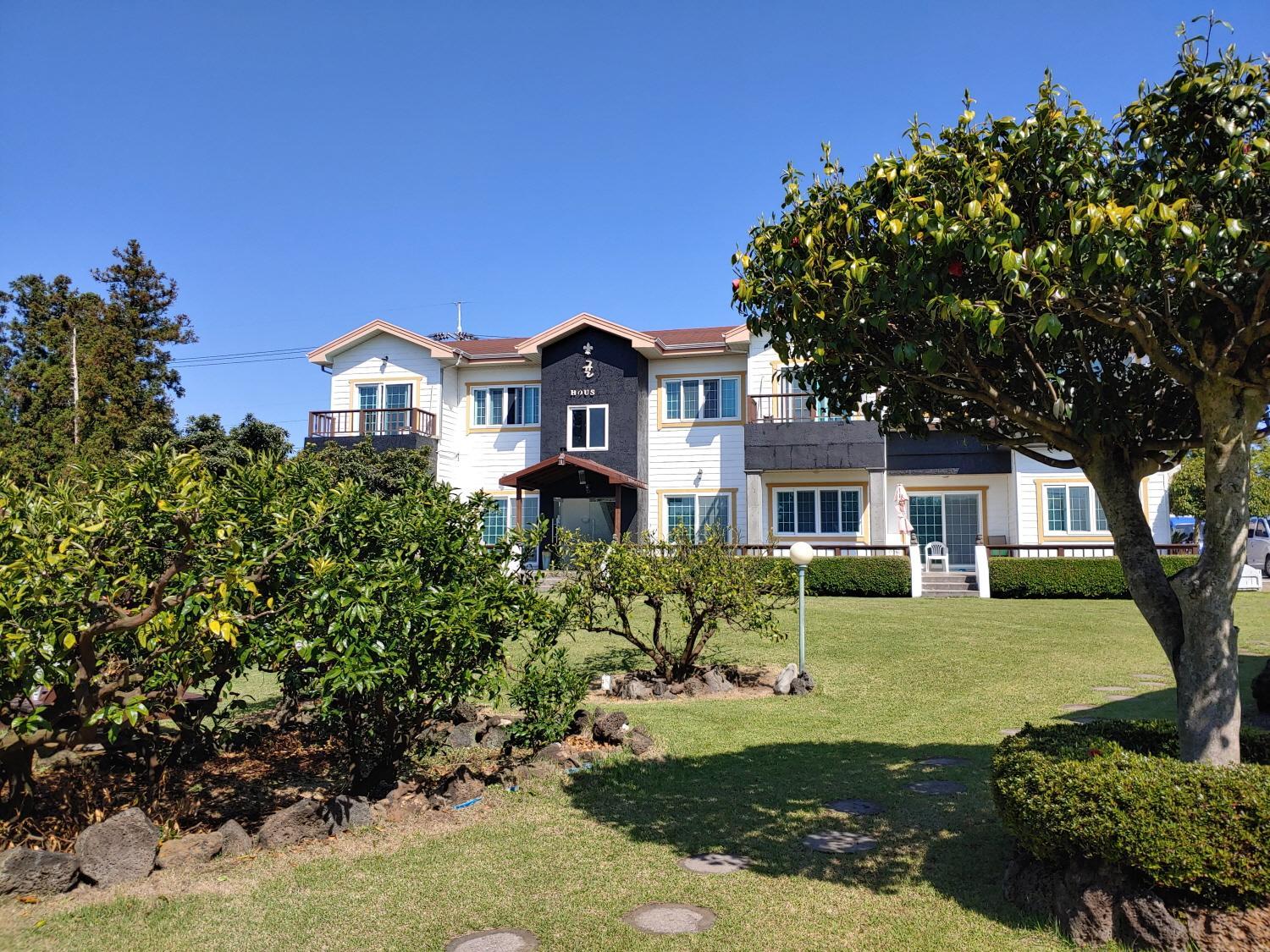 Gyulhouse Pension