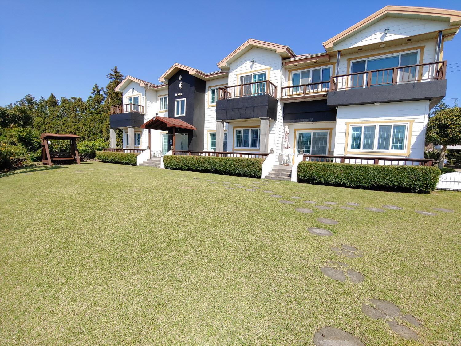 Gyulhouse Pension