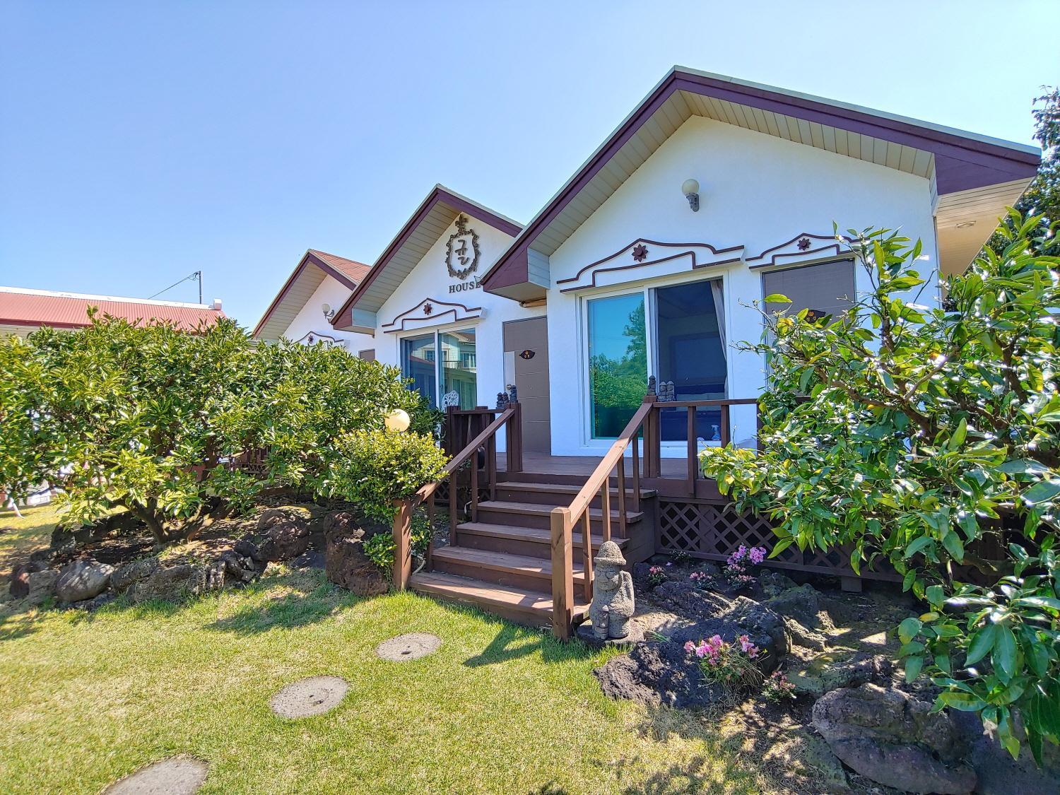 Gyulhouse Pension