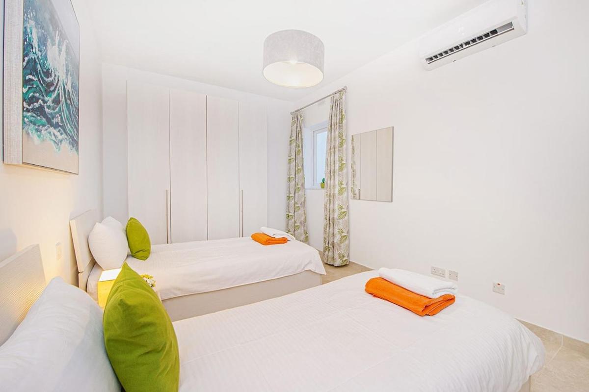 Hillock Residence Apartments