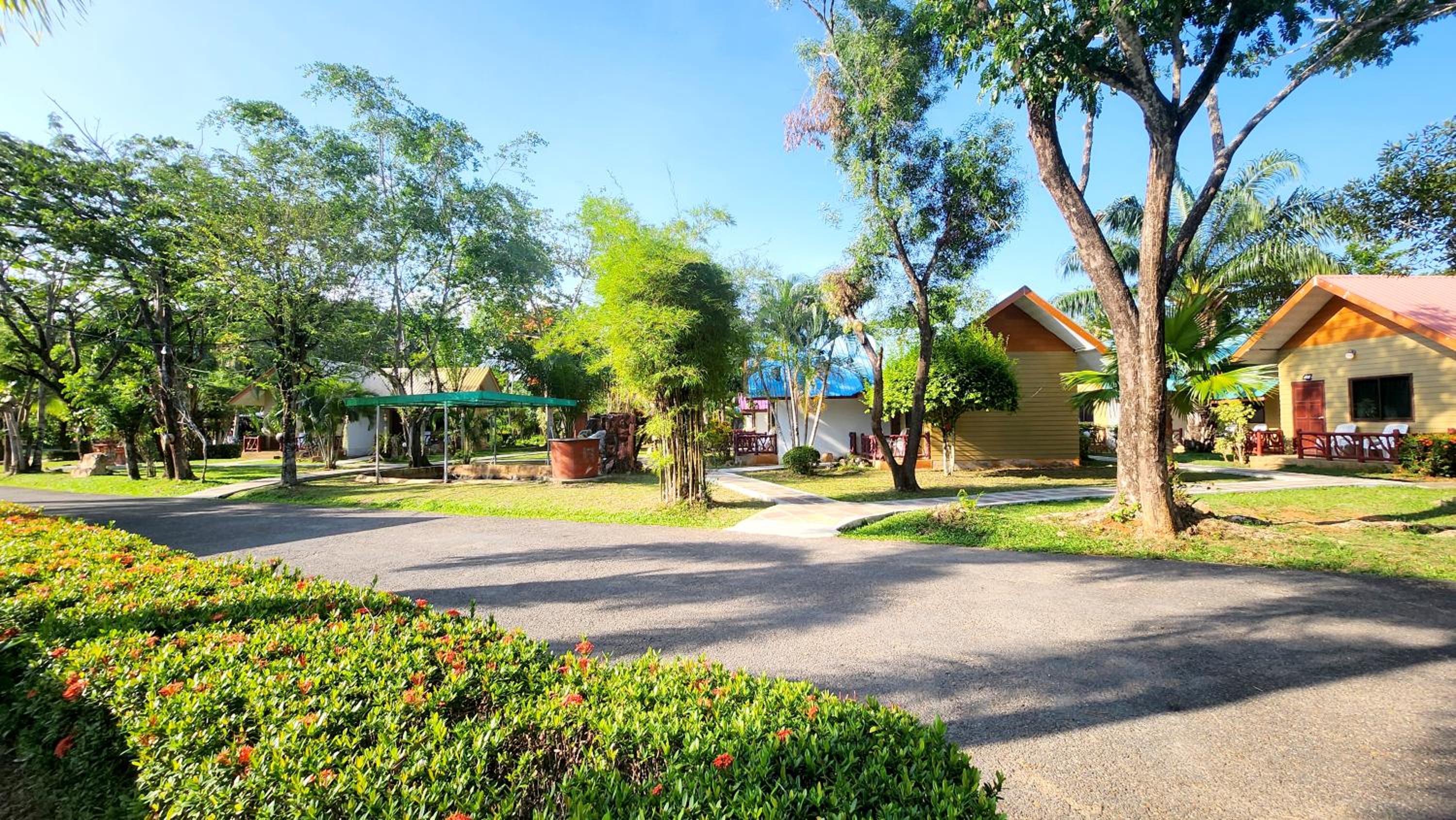 Mild Garden View Resort
