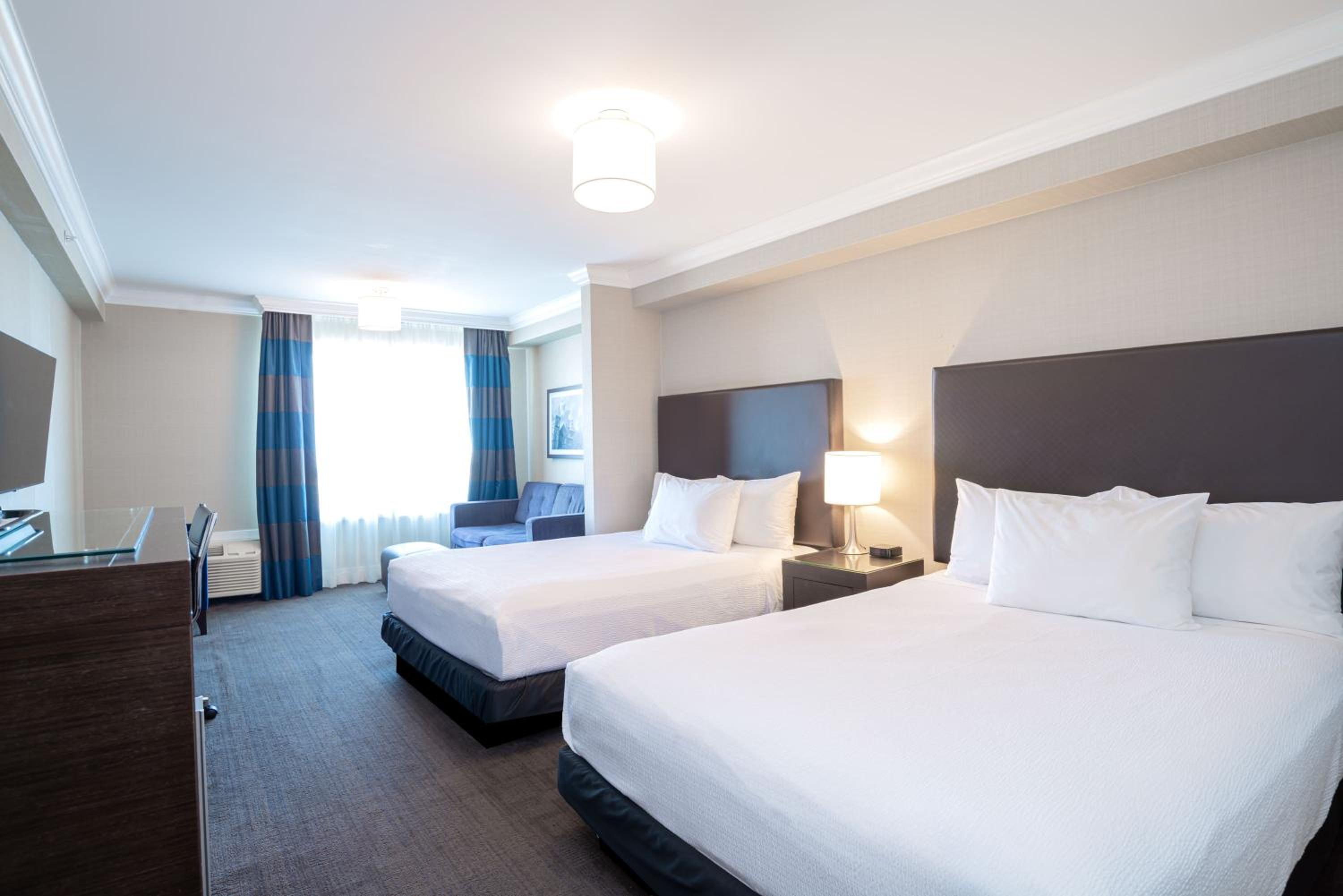 Toronto Vacations - Sandman Hotel Oakville - Property Image 3