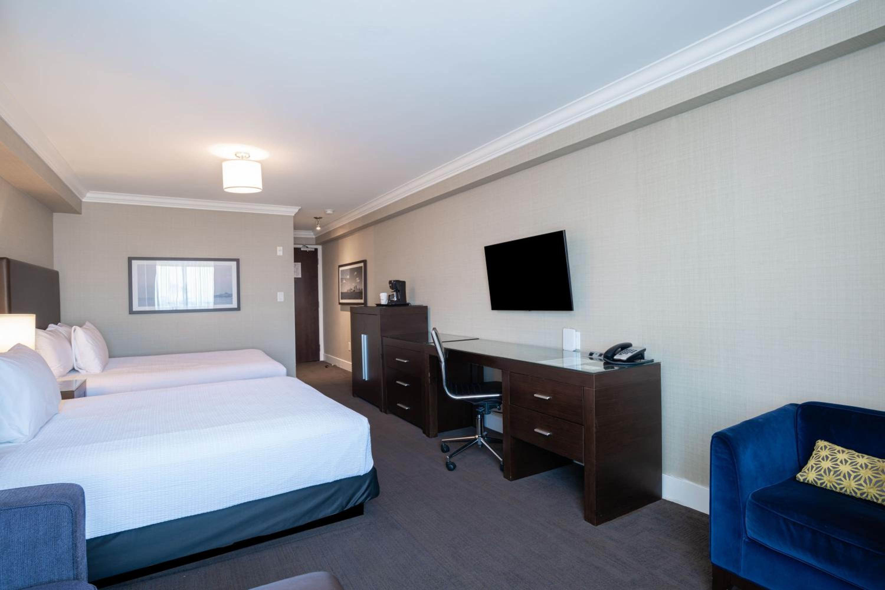 Sandman Hotel Oakville - Property Image 50