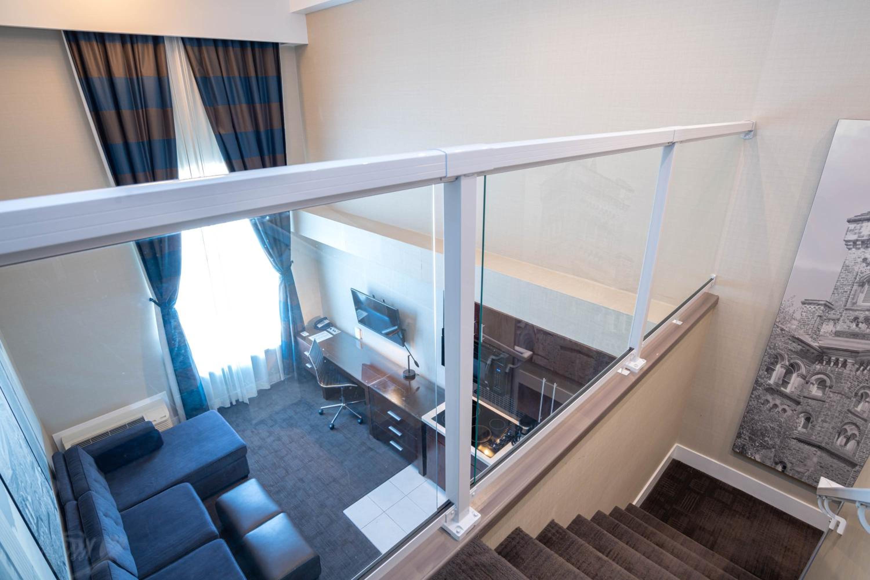 Sandman Hotel Oakville - Property Image 29