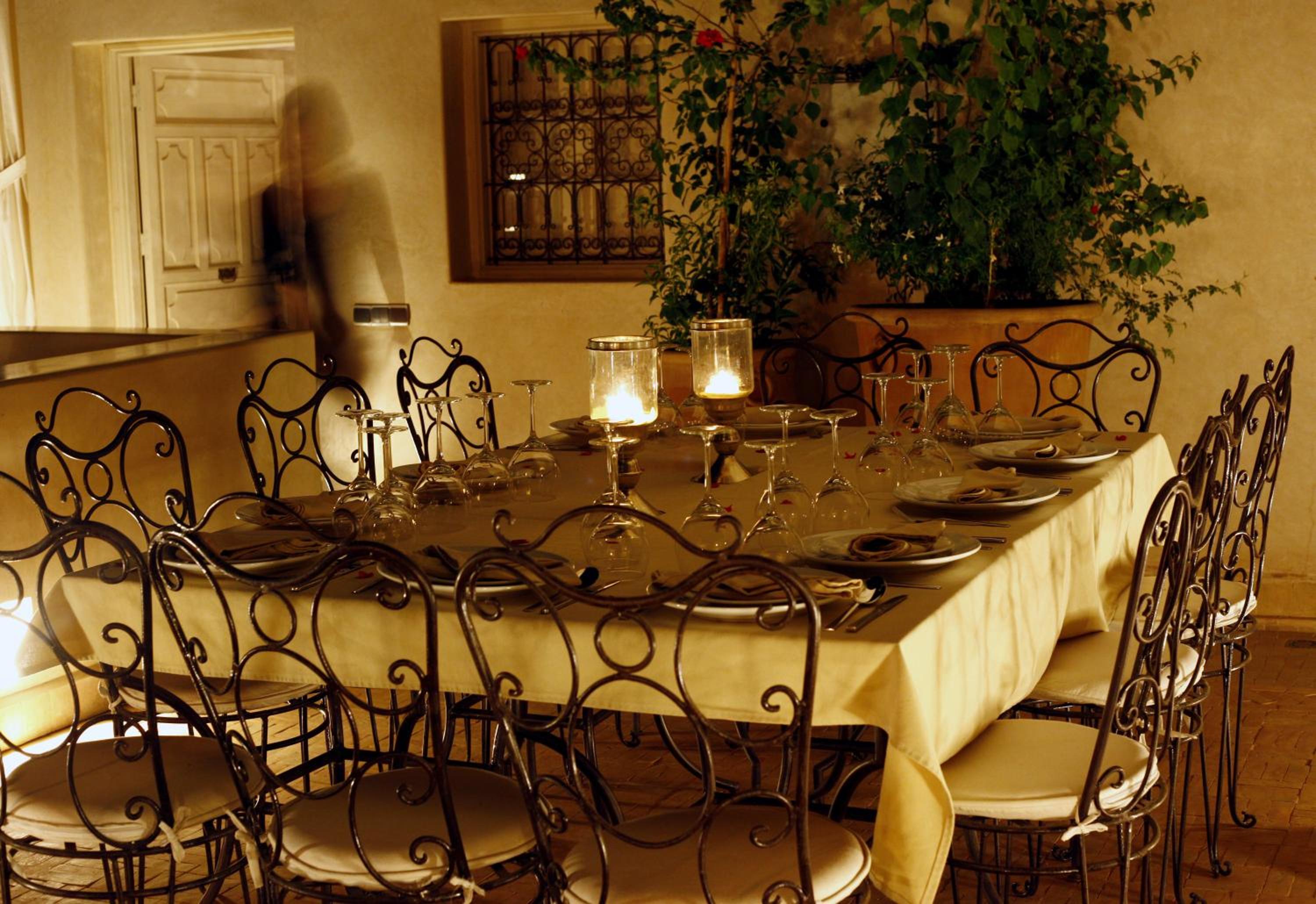 dining