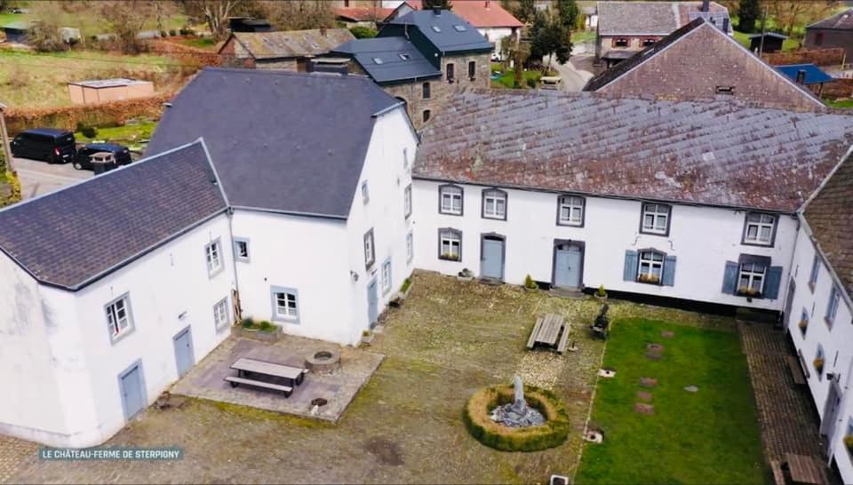 Manoir de Sterpigny, château-ferme 17ème siècle gîte la Tour