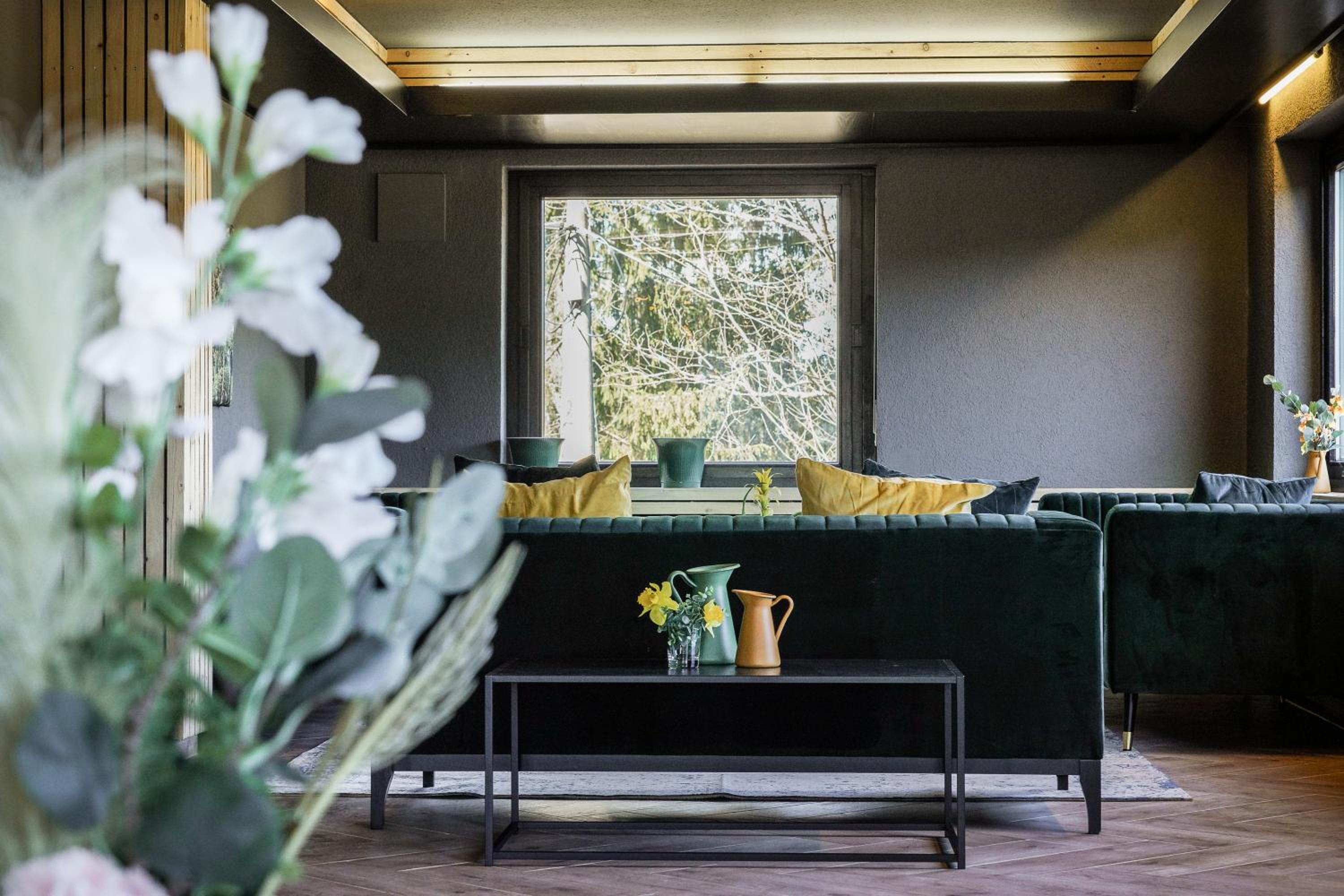 Luxus Villa mit 23 Zimmern und 19 Bädern und SPA