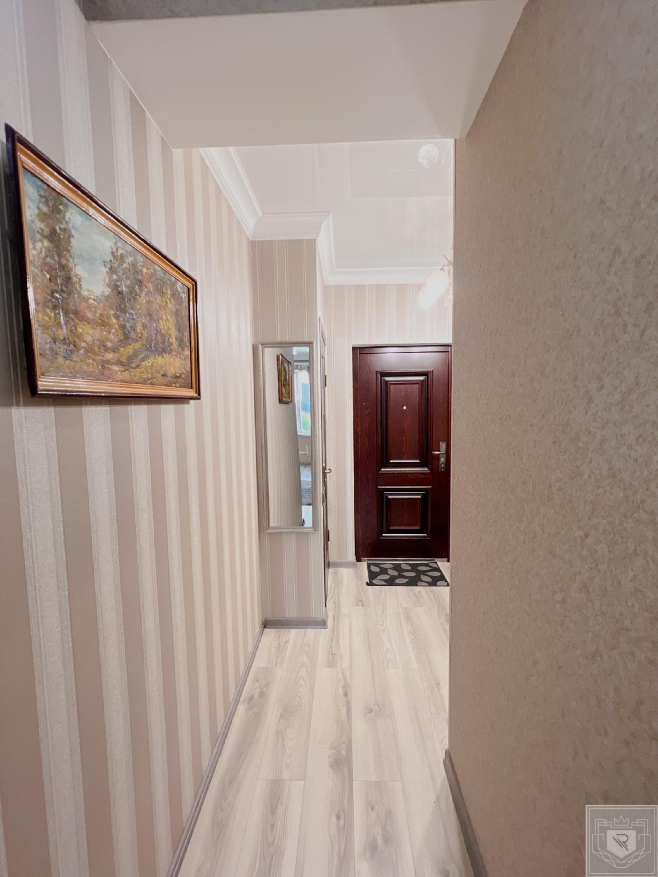 RentHouse Apartments Elegant