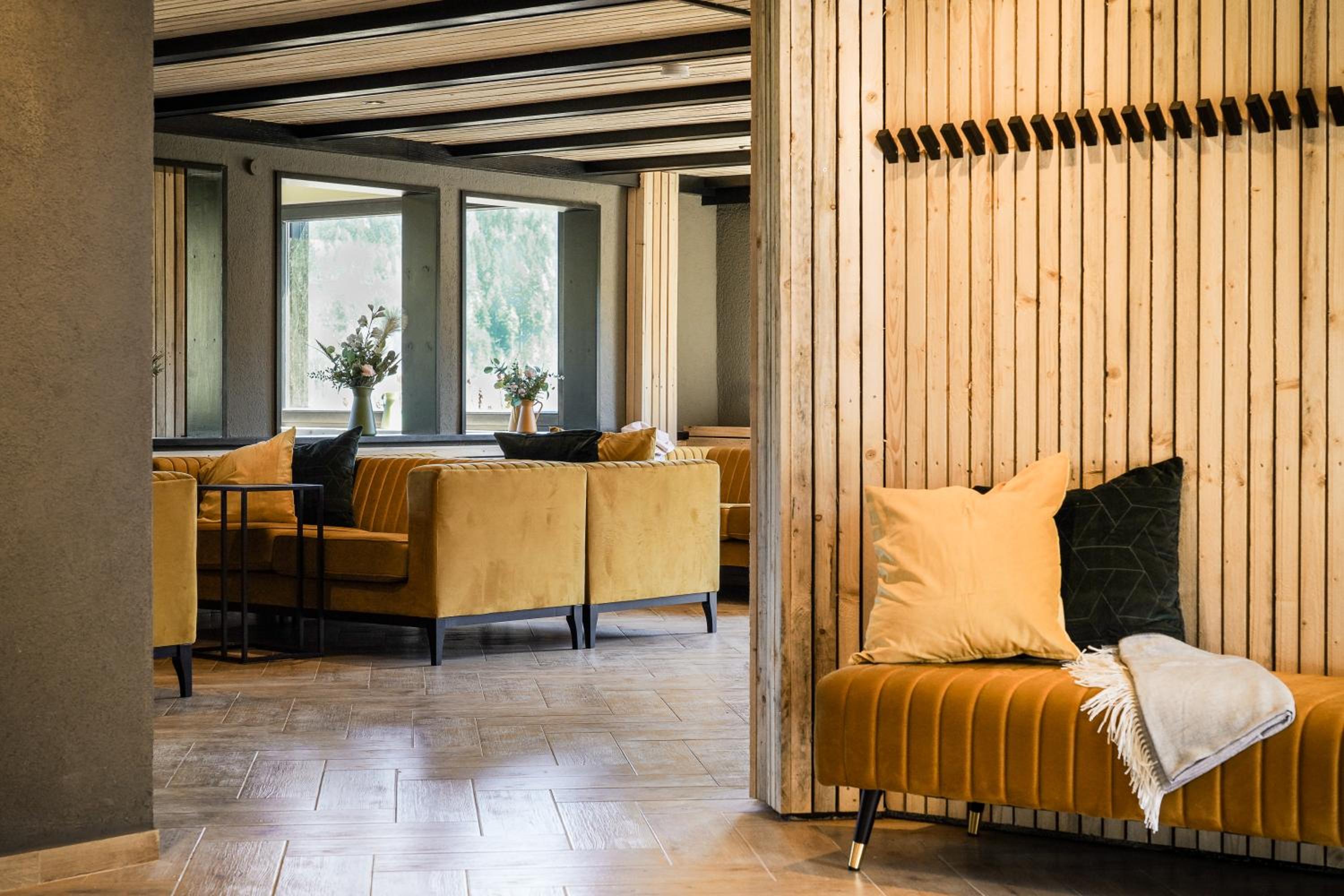 Luxus Villa mit 23 Zimmern und 19 Bädern und SPA