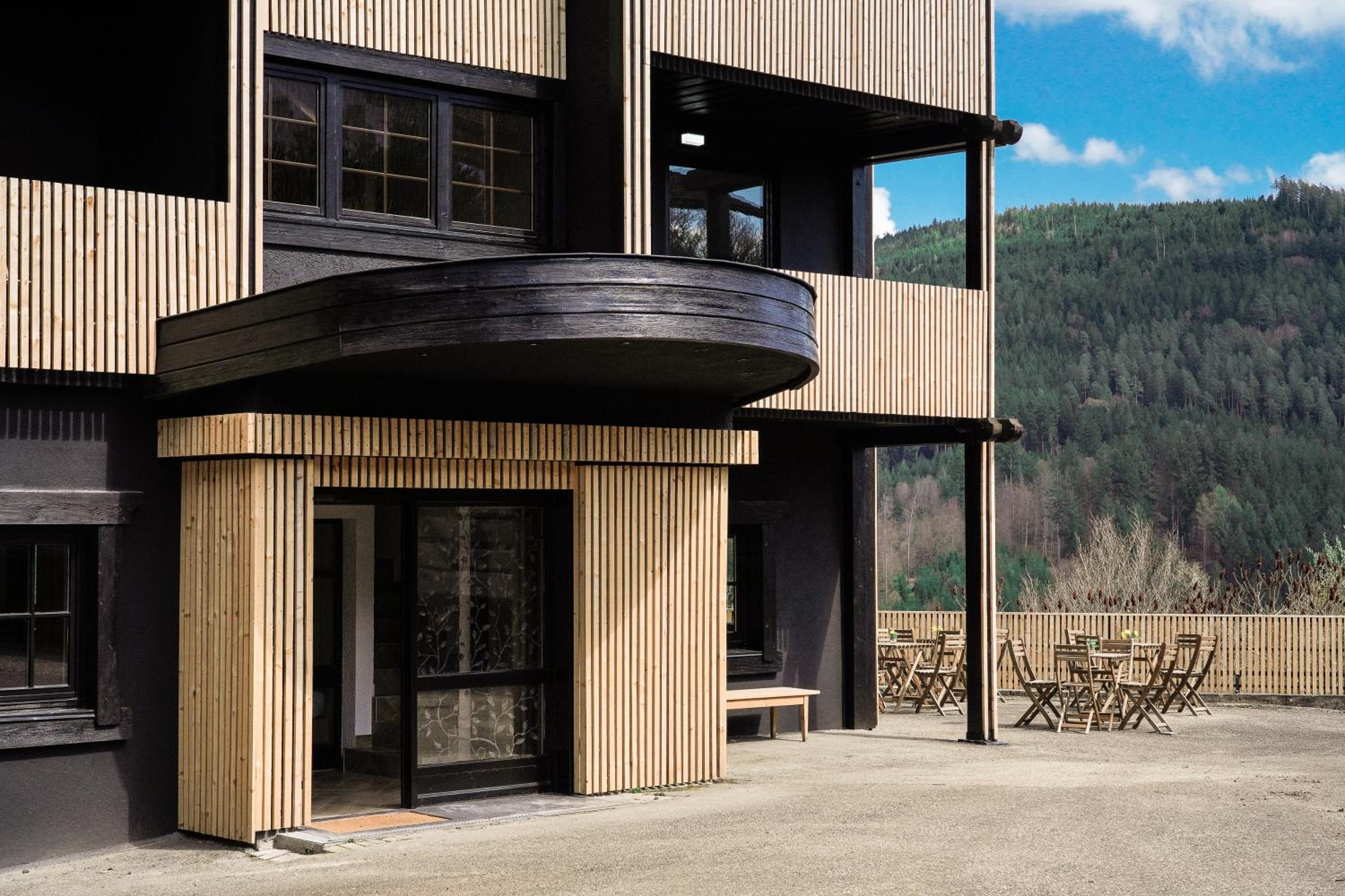 Luxus Villa mit 23 Zimmern und 19 Bädern und SPA