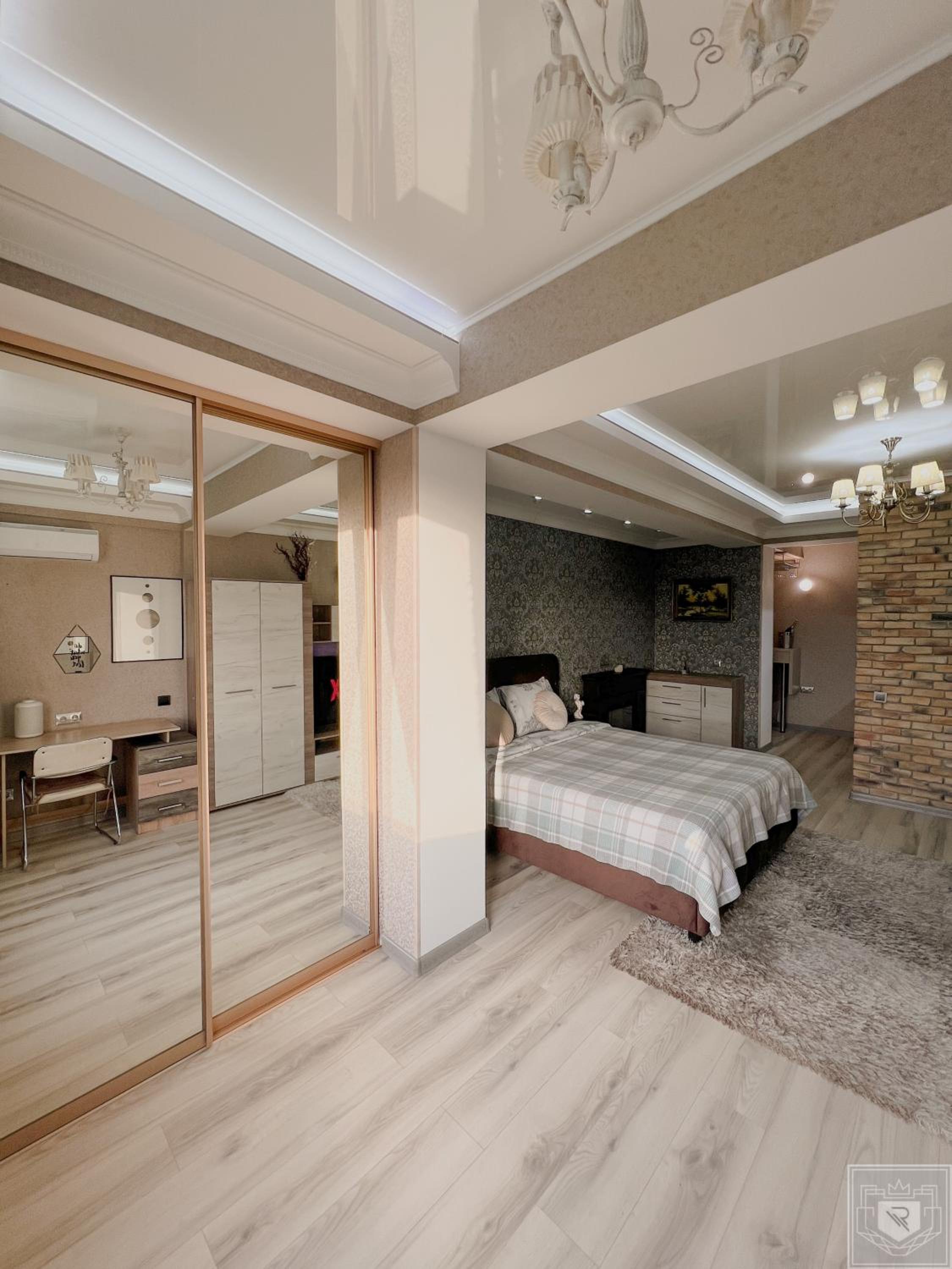 RentHouse Apartments Elegant