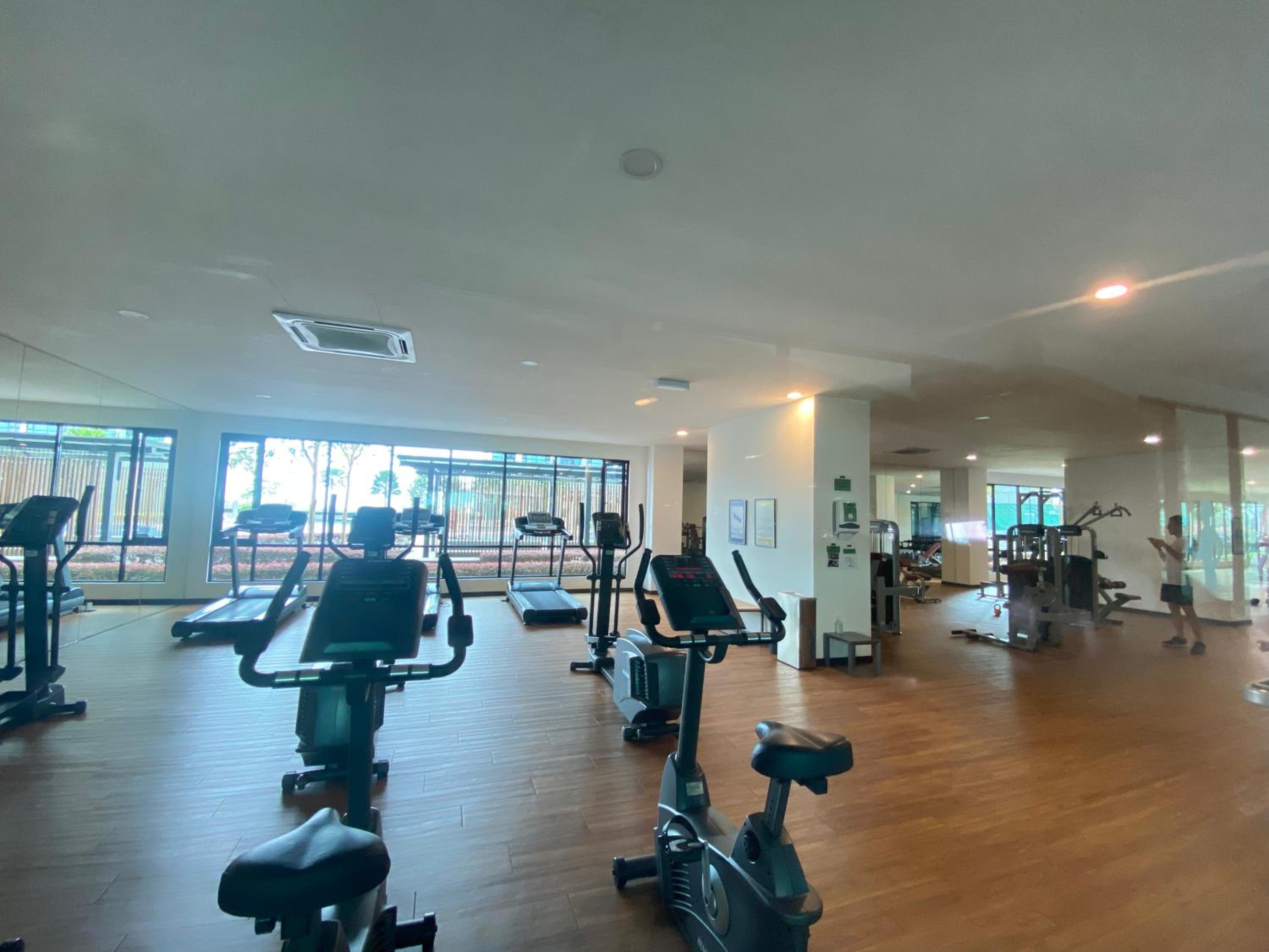 Vesta Homes, Molek Regency with Golf View, Johor Bahru, Mid valley