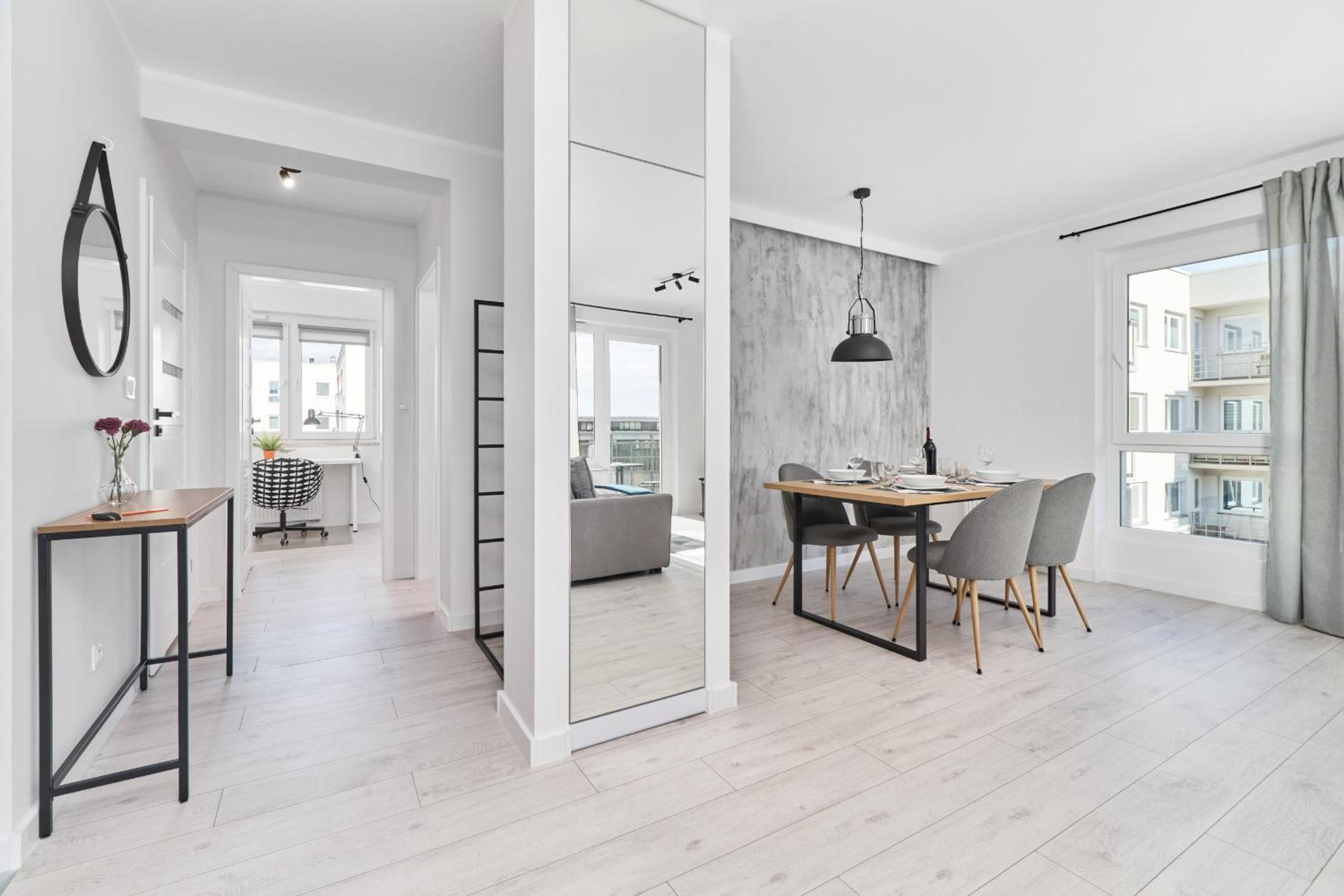 Siemianowicka Apartment with Balcony & Parking Wrocław by Renters