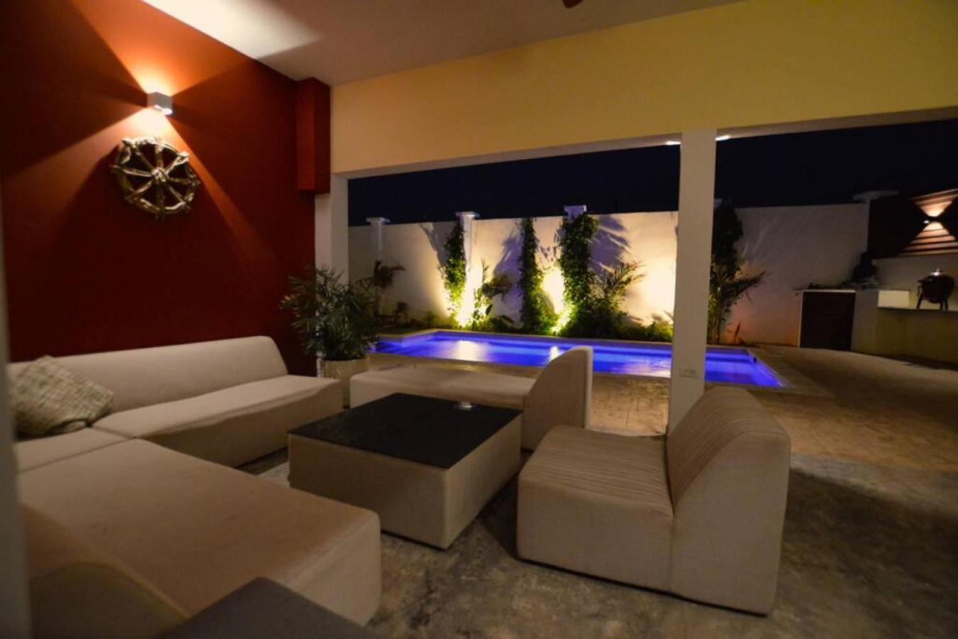 The best Villa ground floor 5 bedrooms with ensuite bathrooms at prime location