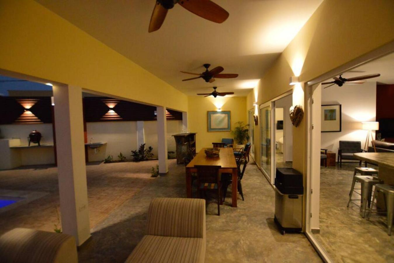 The best Villa ground floor 5 bedrooms with ensuite bathrooms at prime location