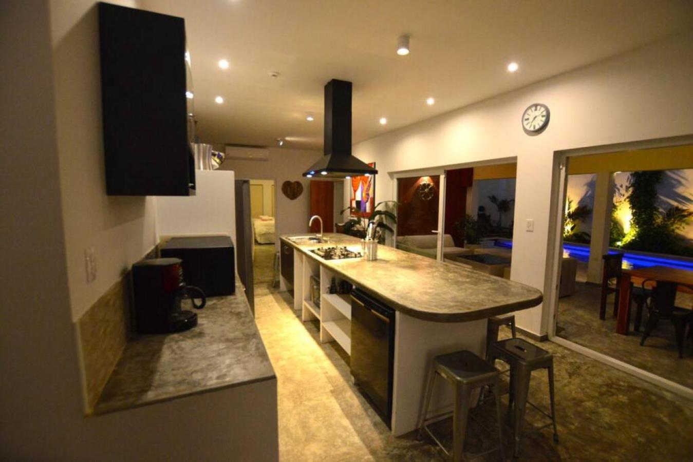 The best Villa ground floor 5 bedrooms with ensuite bathrooms at prime location
