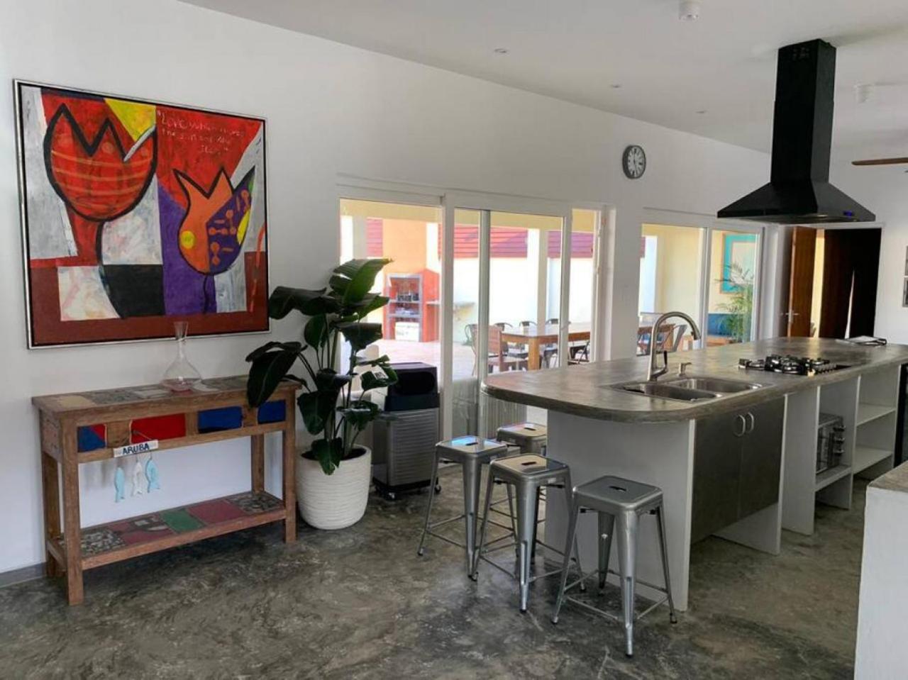The best Villa ground floor 5 bedrooms with ensuite bathrooms at prime location