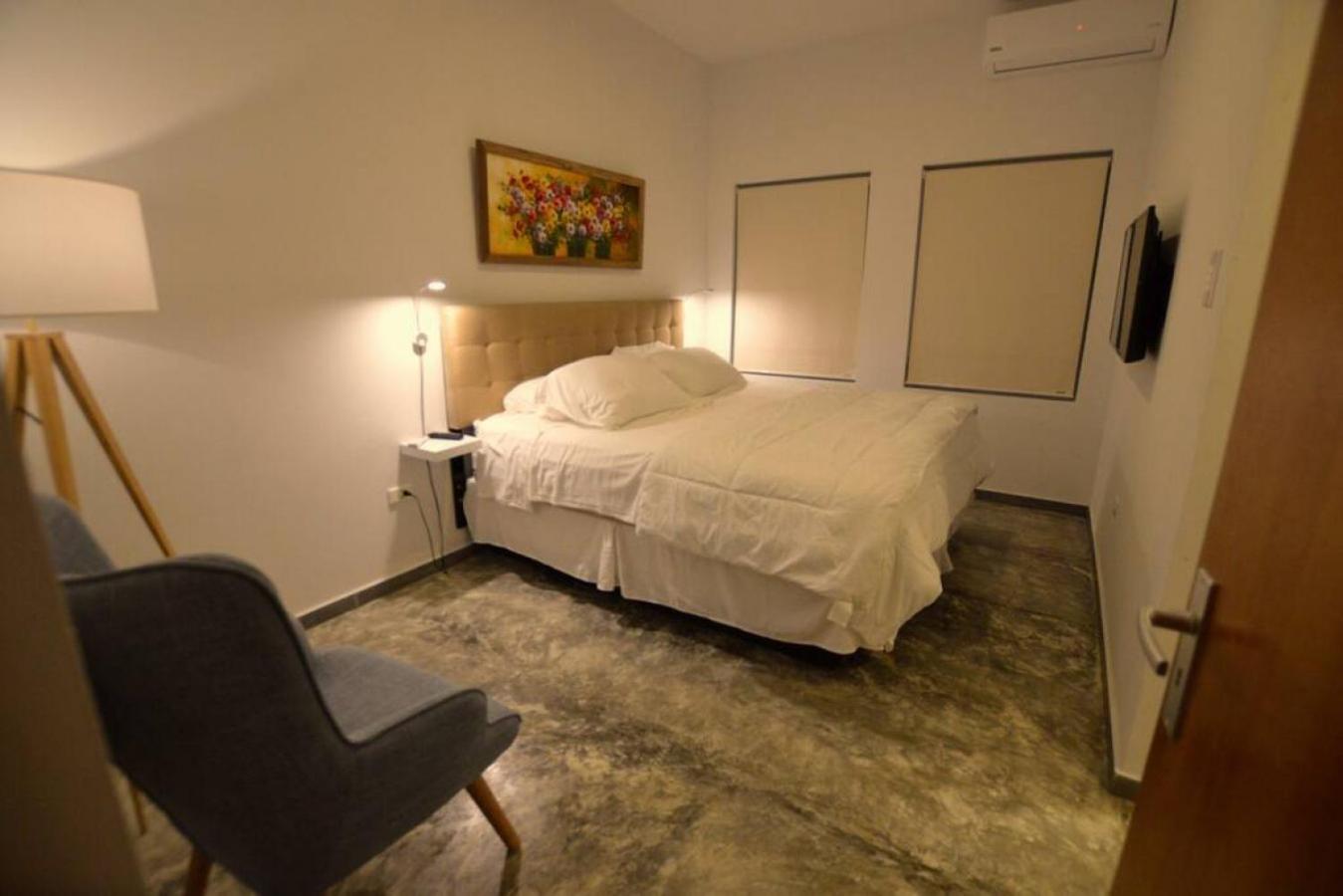 The best Villa ground floor 5 bedrooms with ensuite bathrooms at prime location