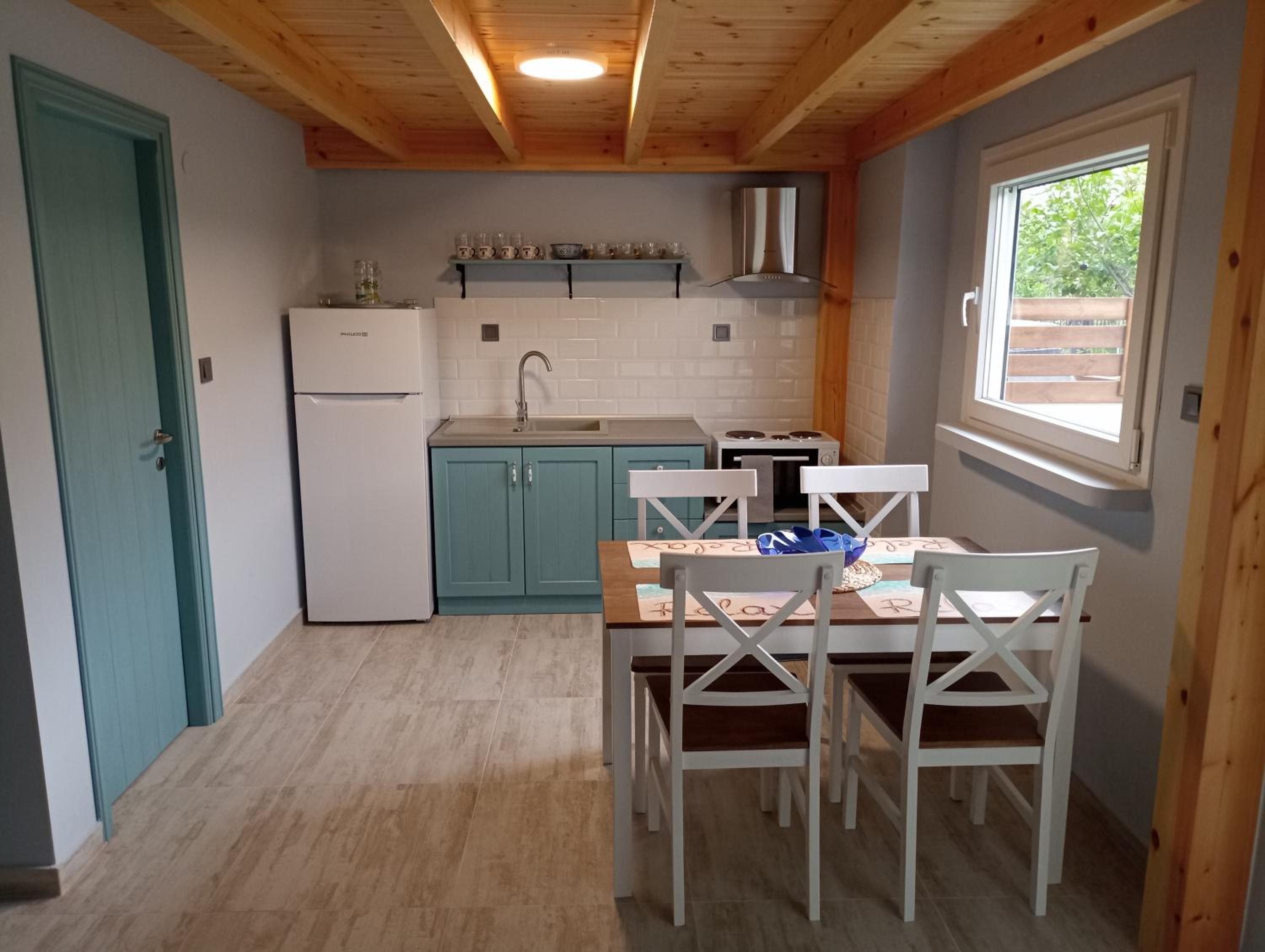 Xristos apartment and maisonettes view 3