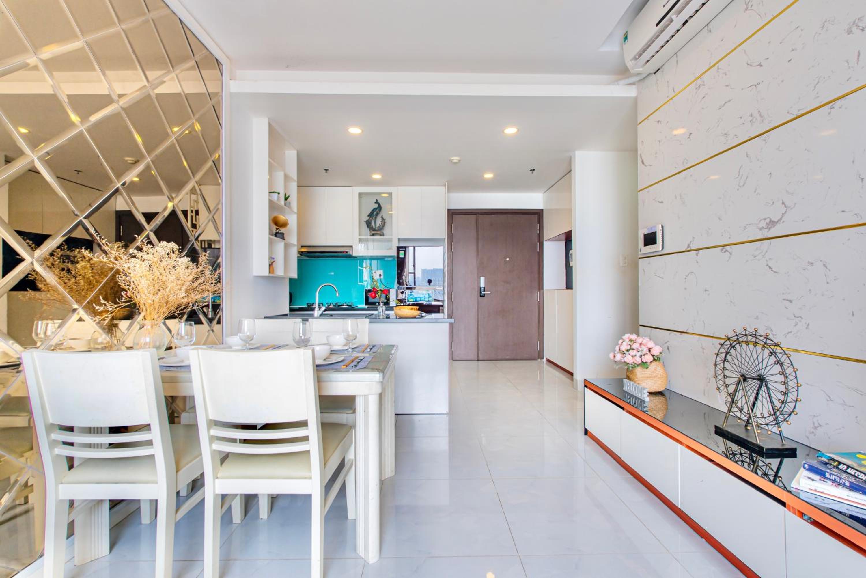 RESidenza Condonium - D1mension & Zenity Tower, SG's Heart & Gym, Pool