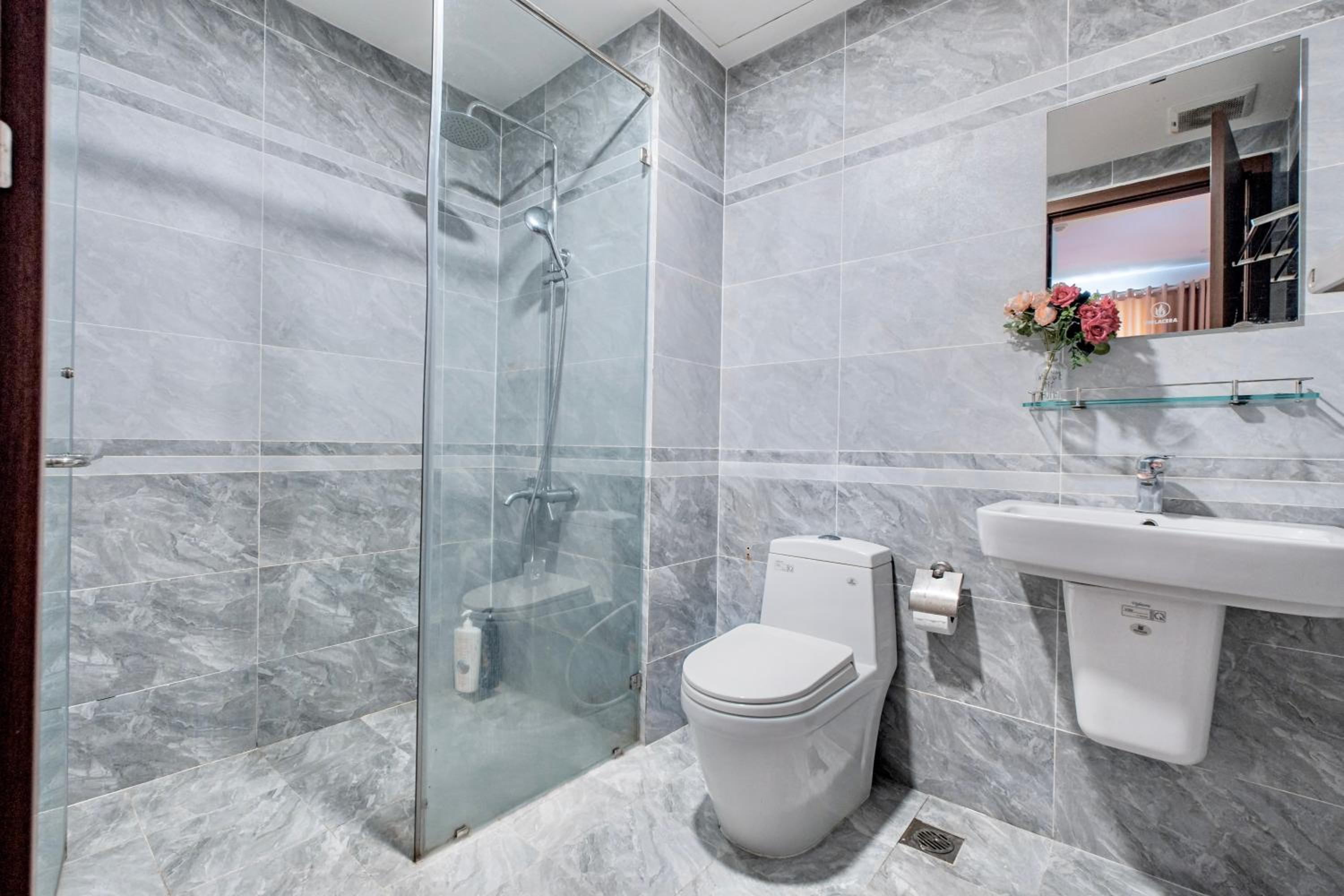 RESidenza Condonium - D1mension & Zenity Tower, SG's Heart & Gym, Pool