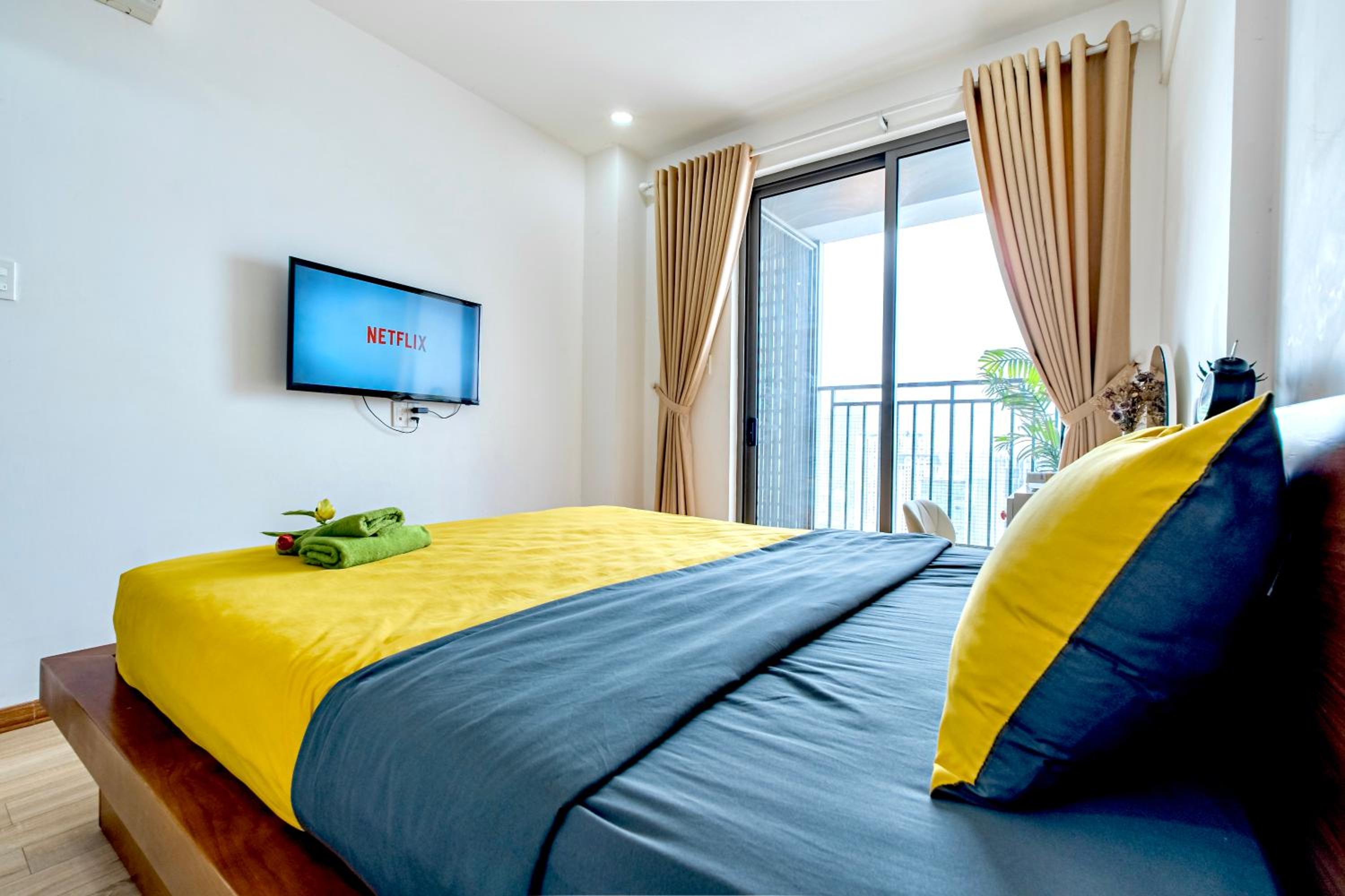 RESidenza Condonium - D1mension & Zenity Tower, SG's Heart & Gym, Pool