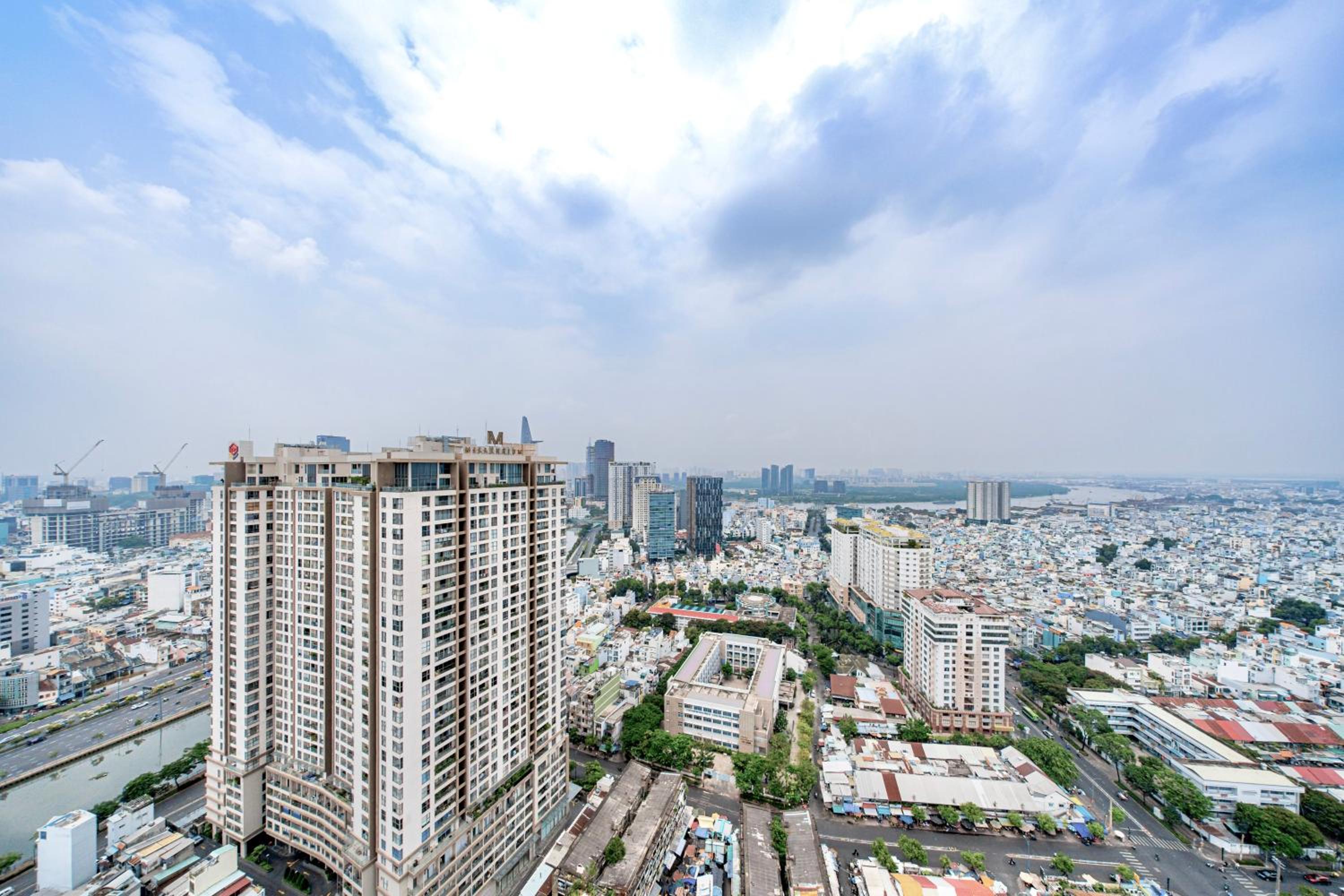 RESidenza Condonium - D1mension & Zenity Tower, SG's Heart & Gym, Pool