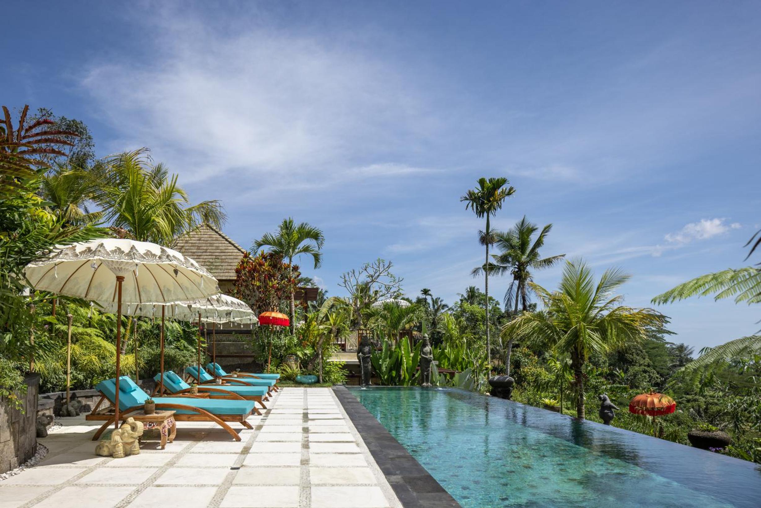 Villa Lembah Damai