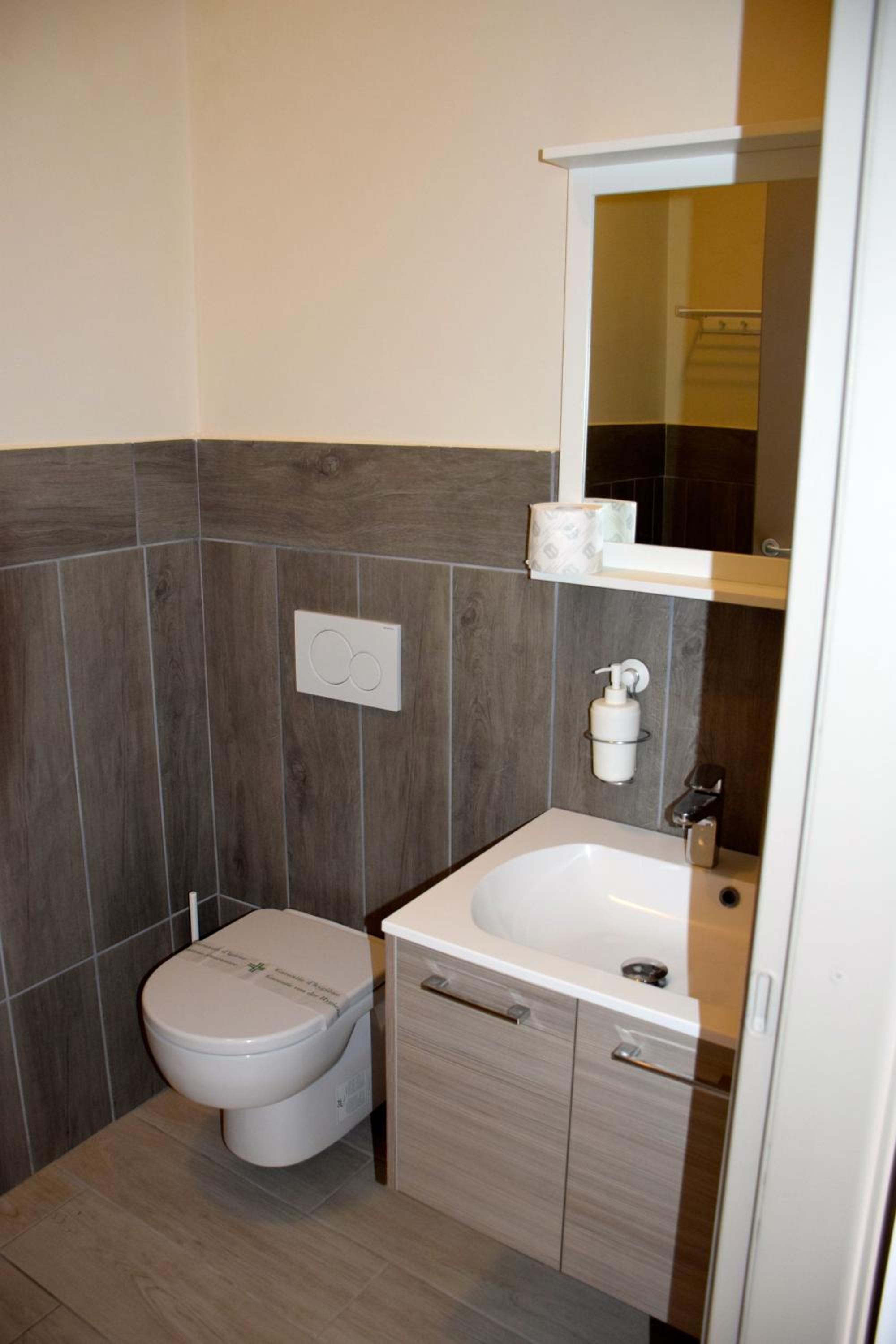 Photo 44