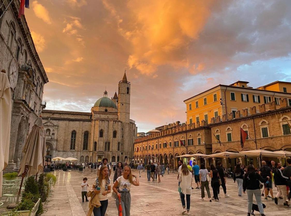 Photo 33