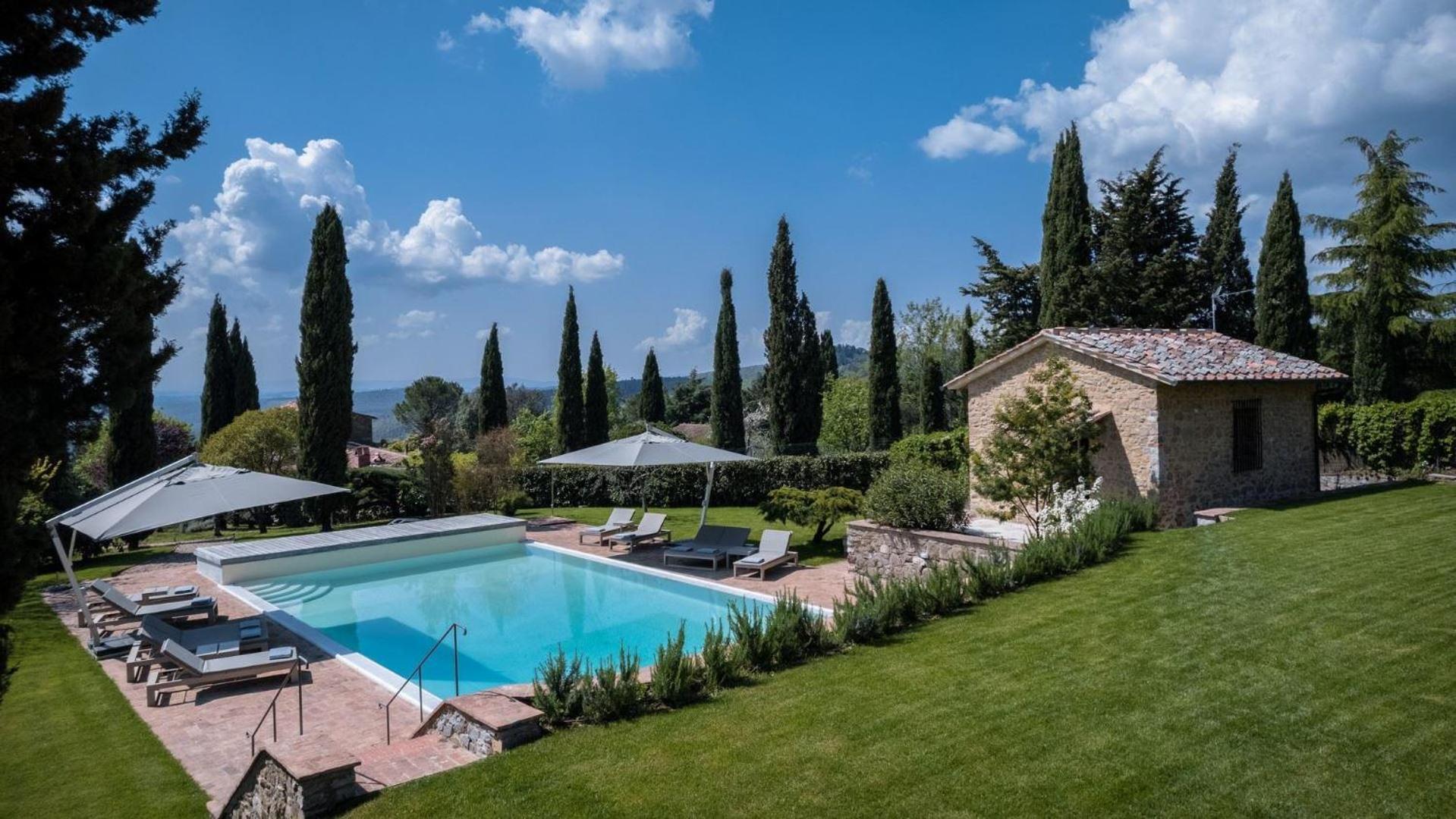 Casale San Vincenti view 3