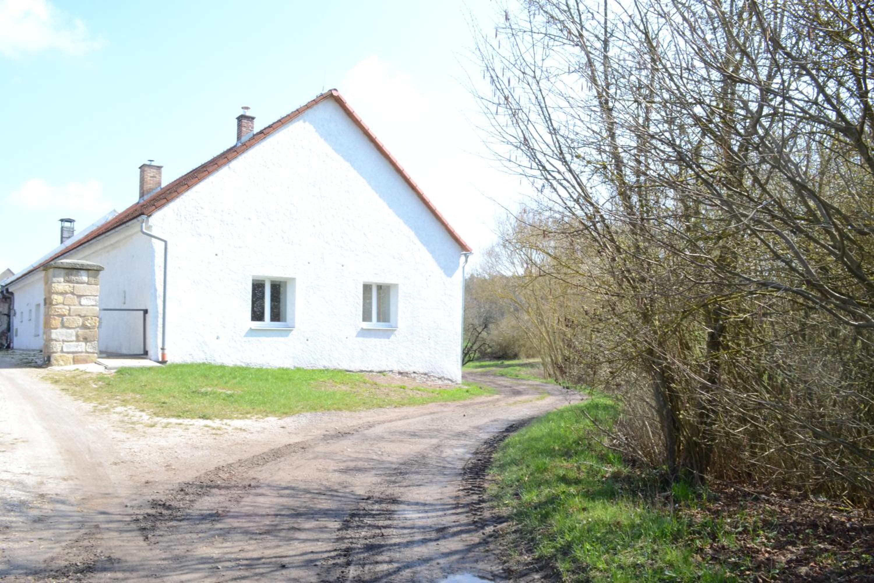 Dvůr Dolenec