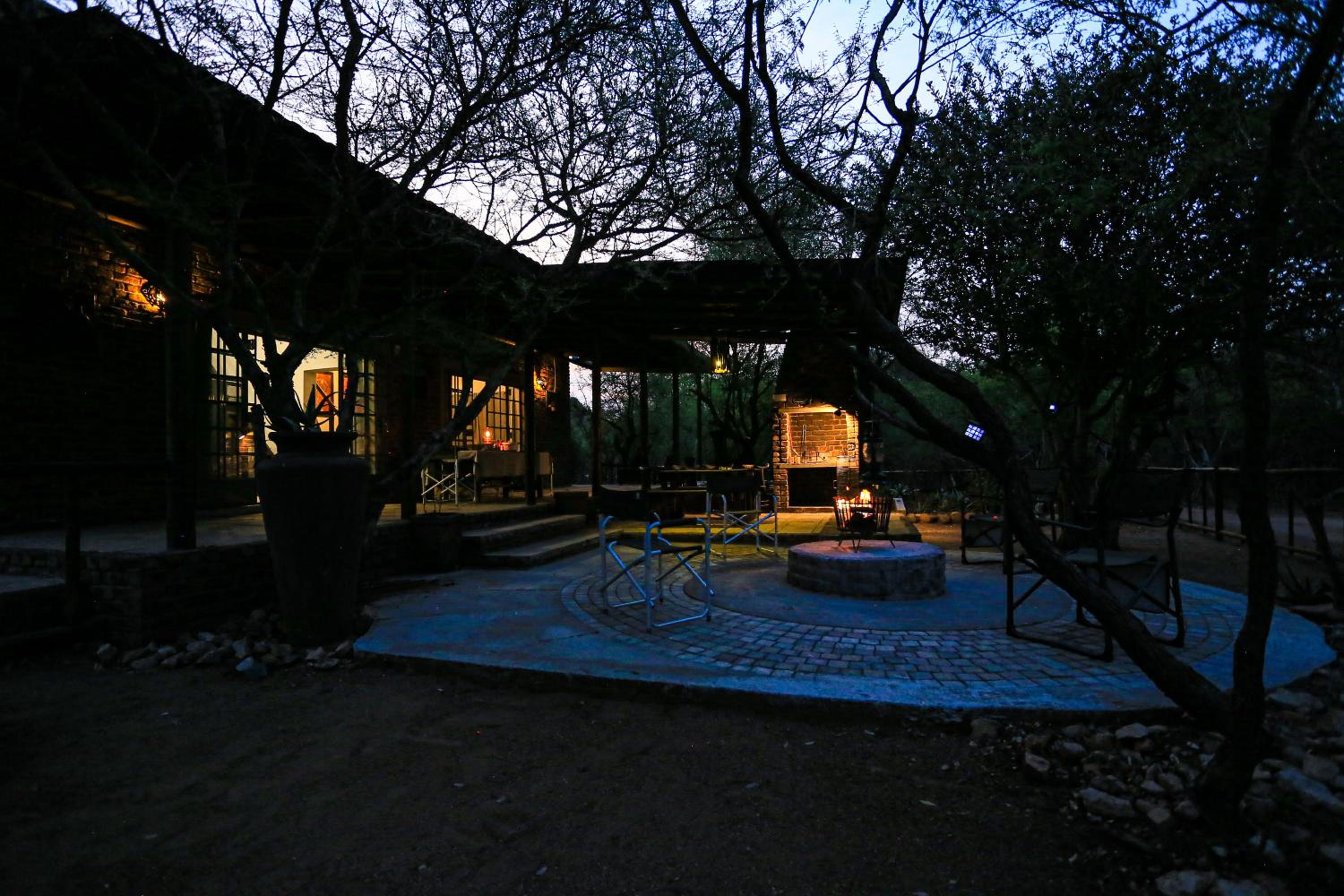 Photo 6