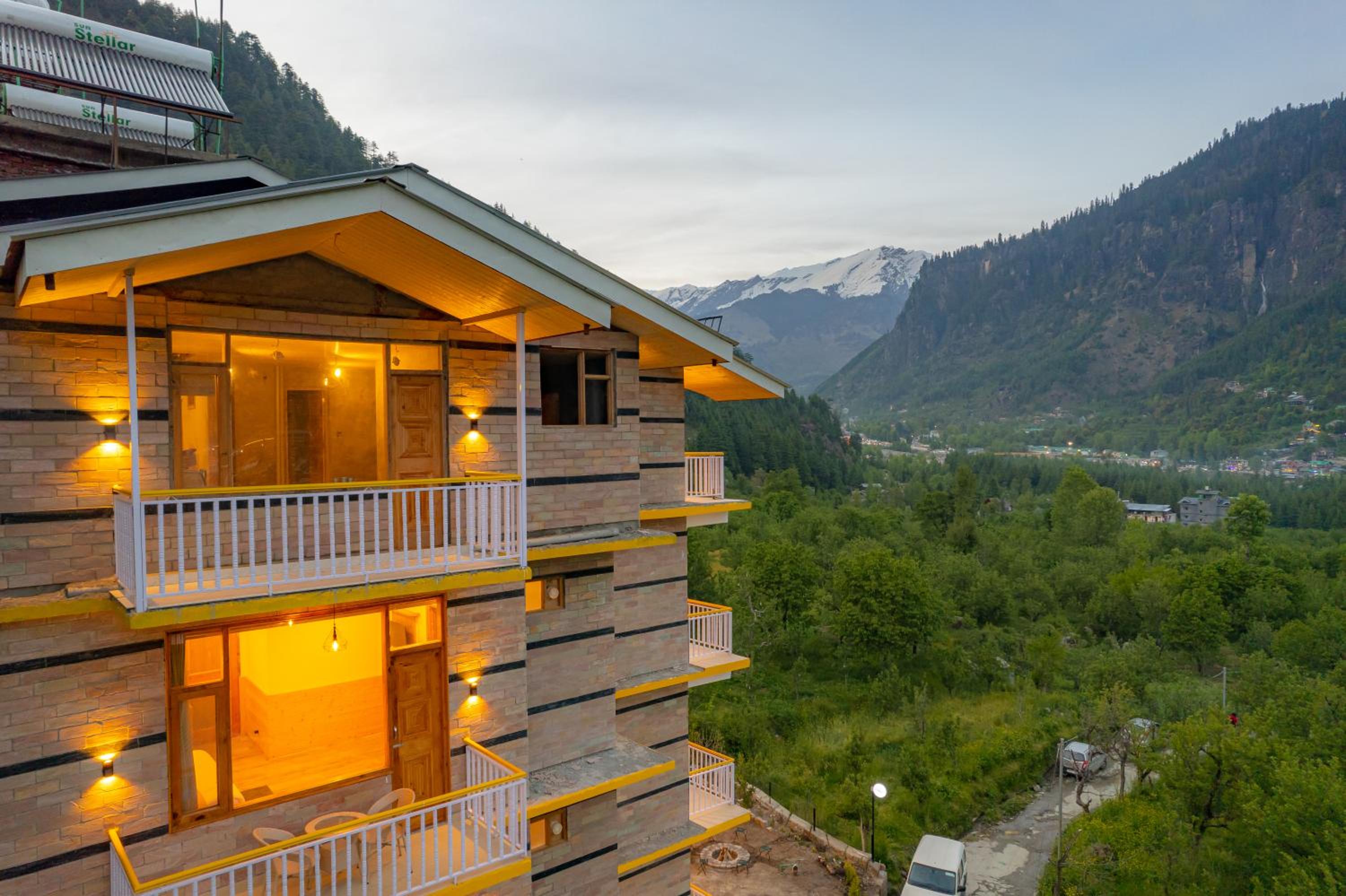 The Social Stays Manali