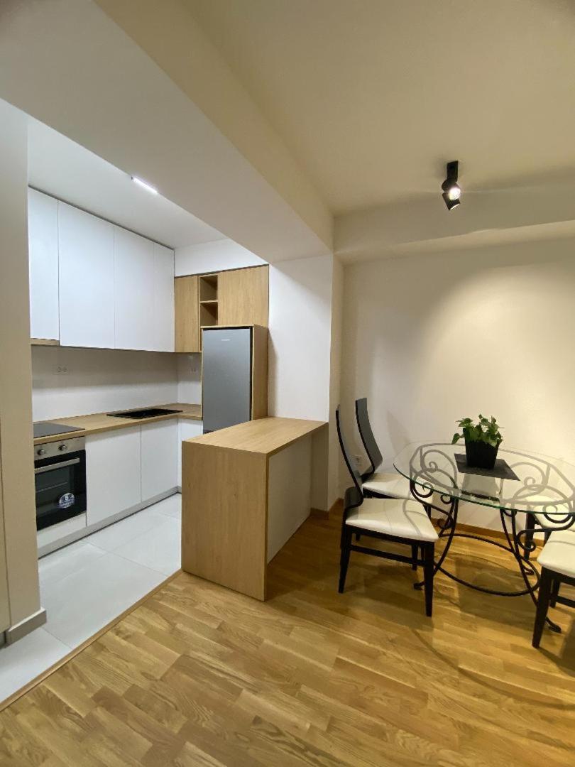 LUX Apartment `KJ` Skopje view 4