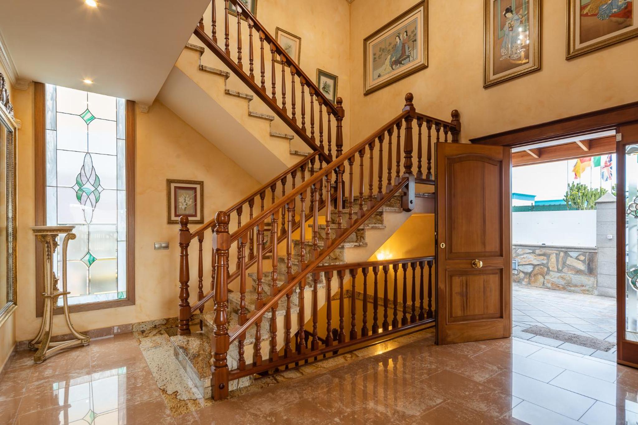Villa Dalara Maspalomas, Private Pool and Jacuzzi view 2