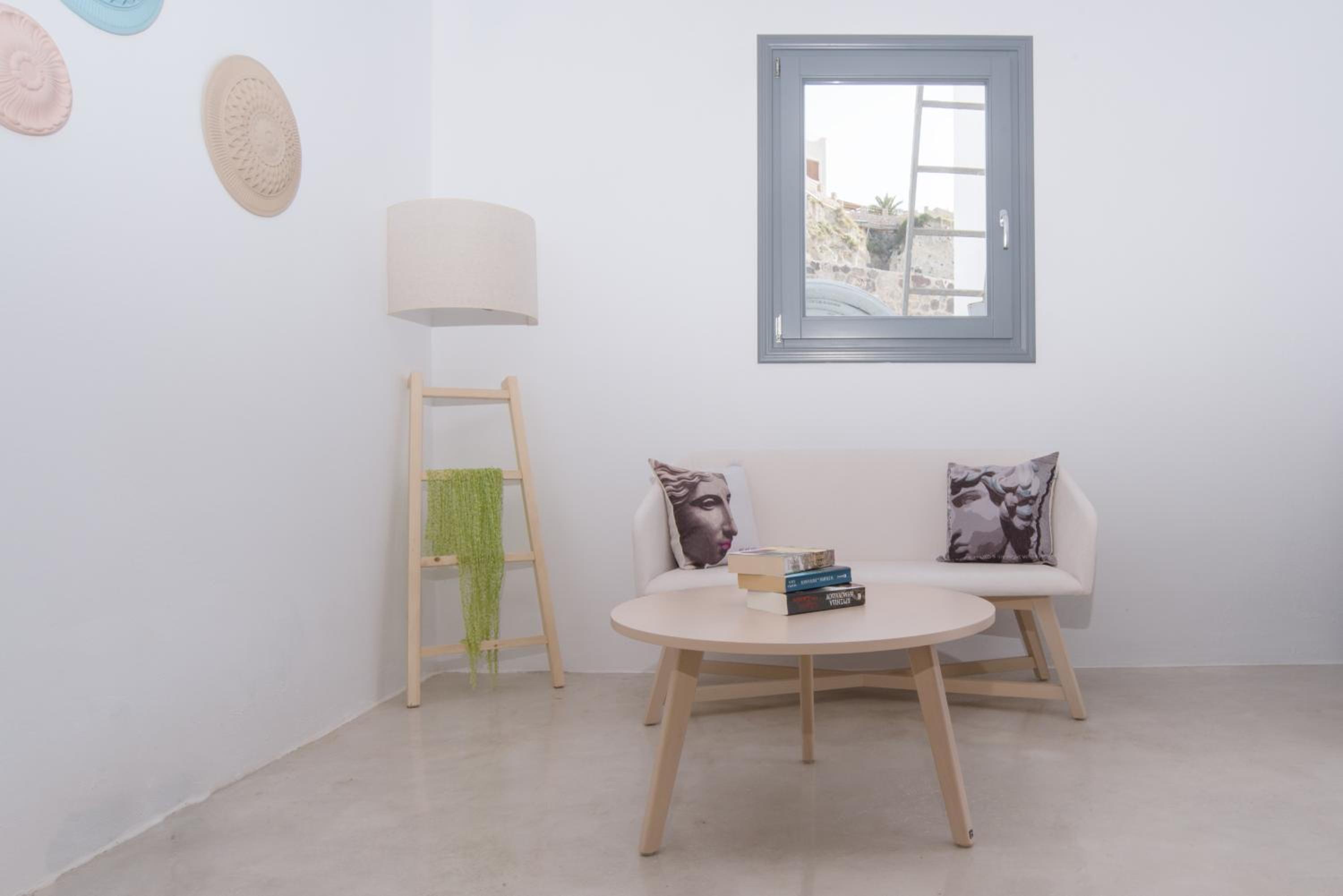 LAGADI SUITES by K&K