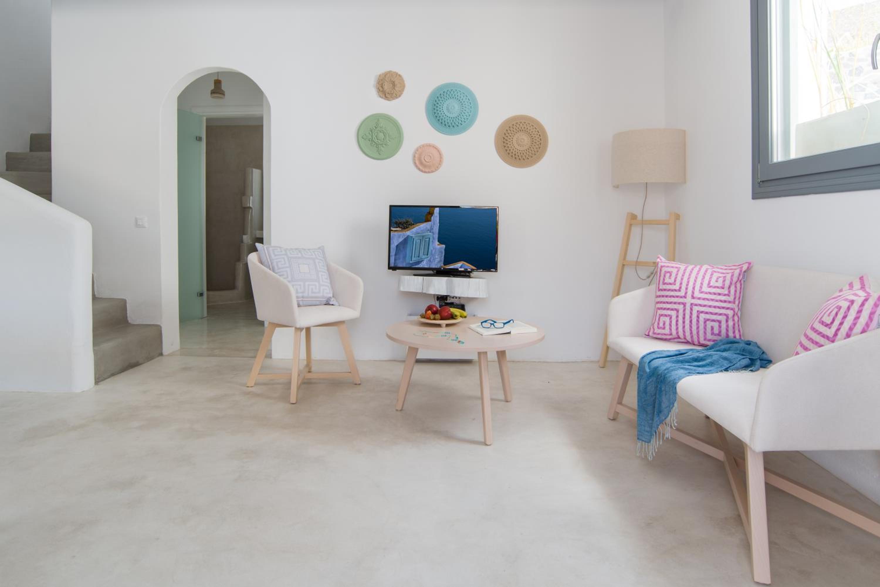 LAGADI SUITES by K&K