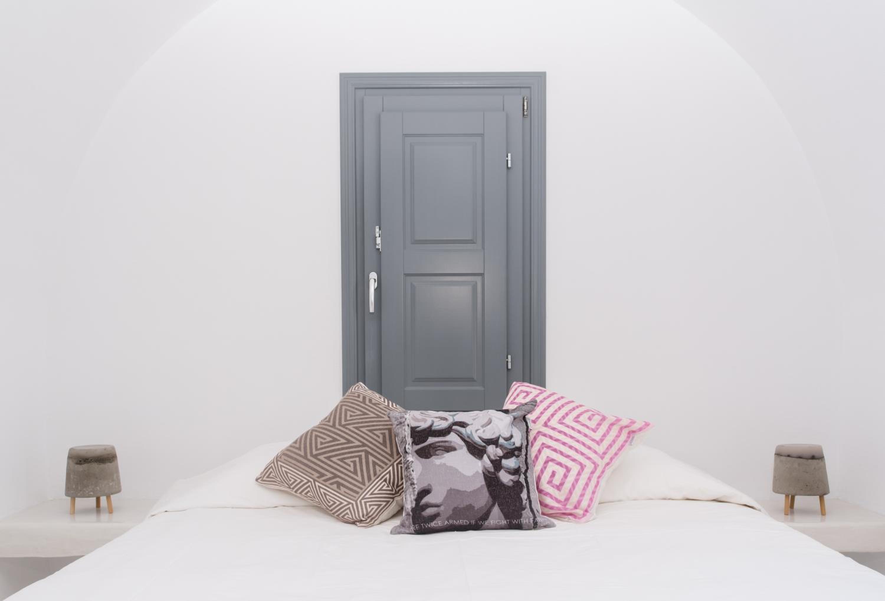 LAGADI SUITES by K&K