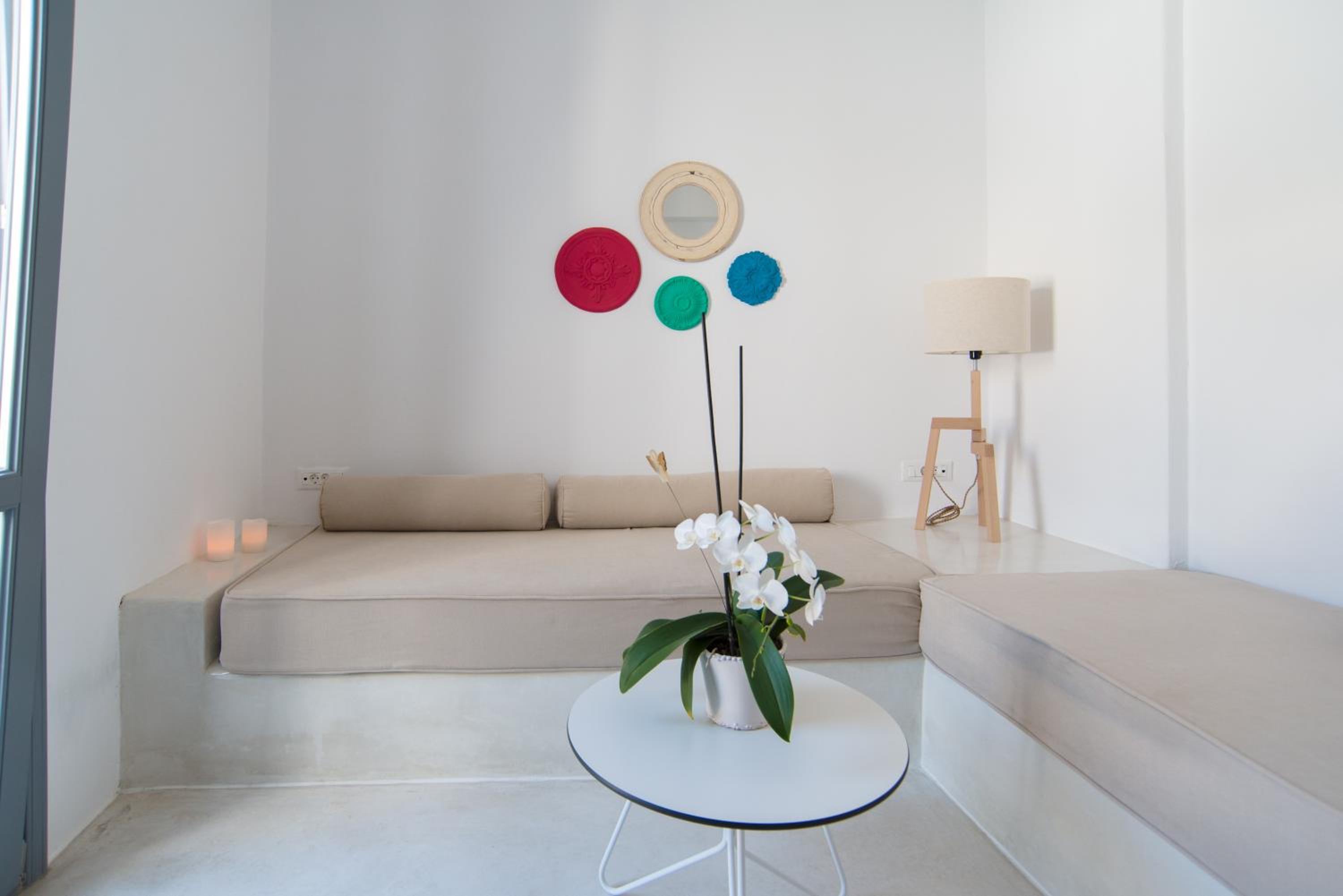 LAGADI SUITES by K&K