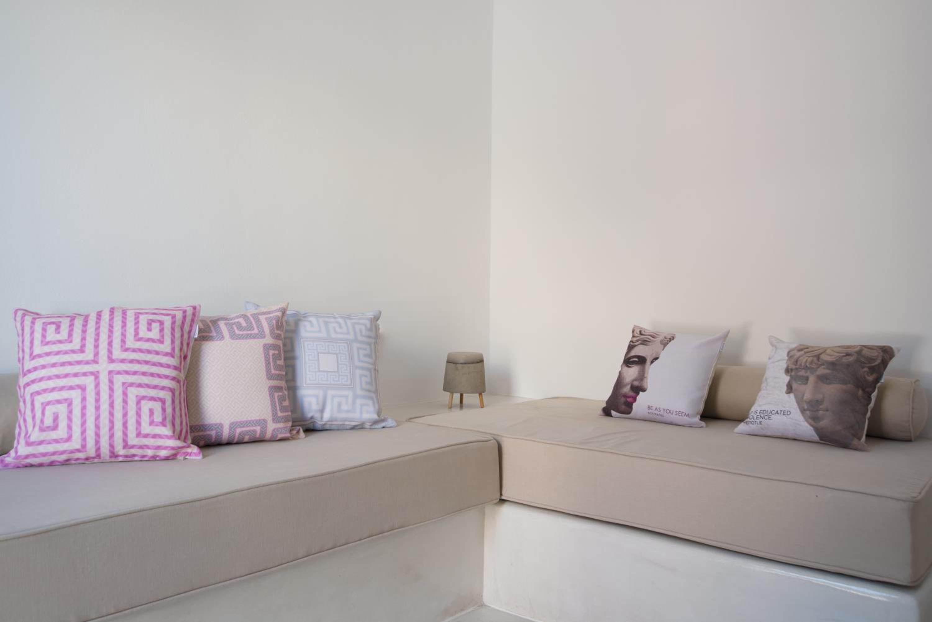LAGADI SUITES by K&K