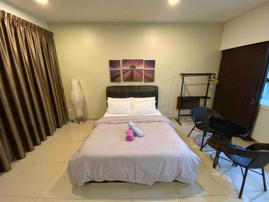 [Scm Sccc] Lilac Cozy Studio @ Trefoil Setia Alam photo 1