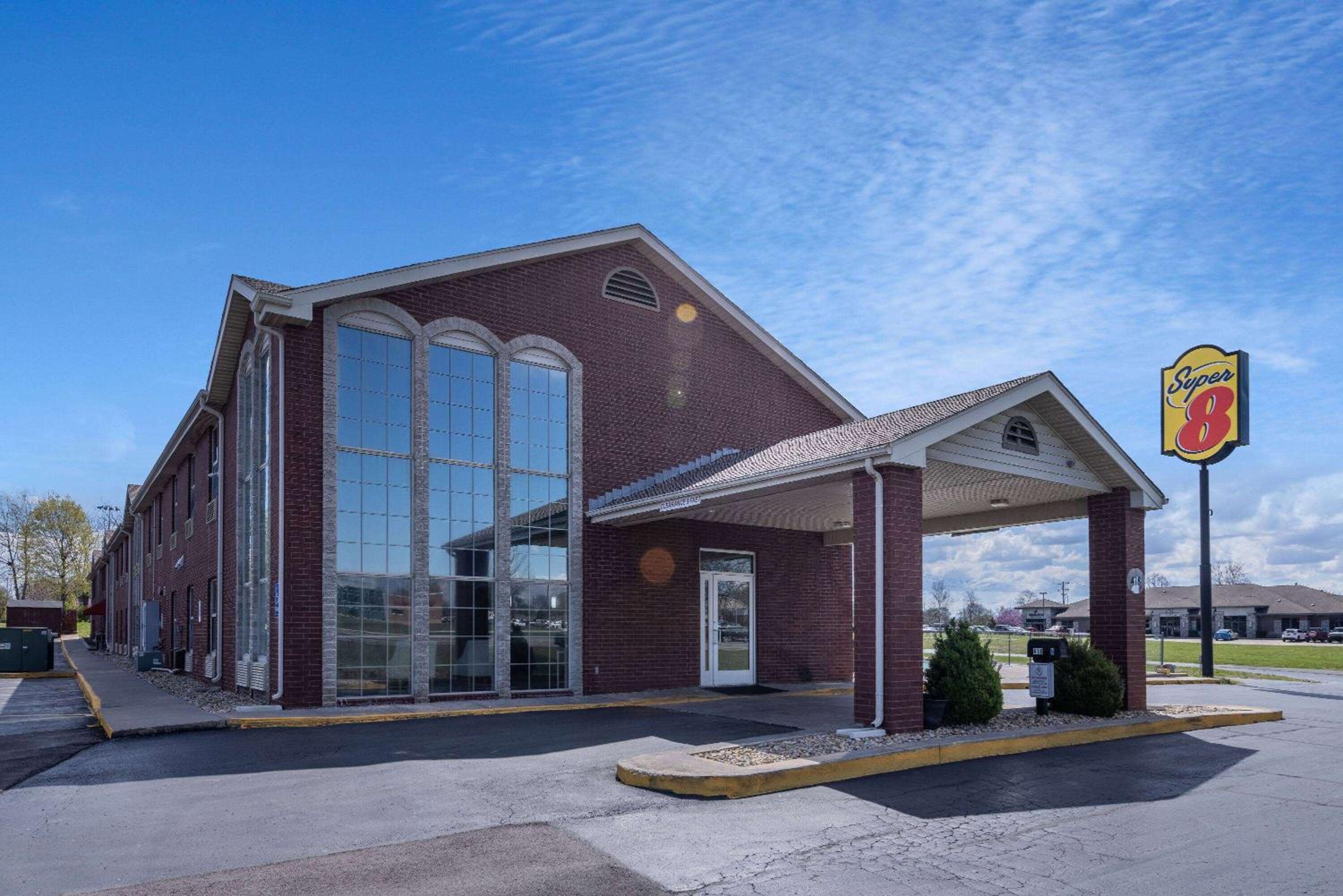 Super 8 by Wyndham Nixa/Springfield Area view 5