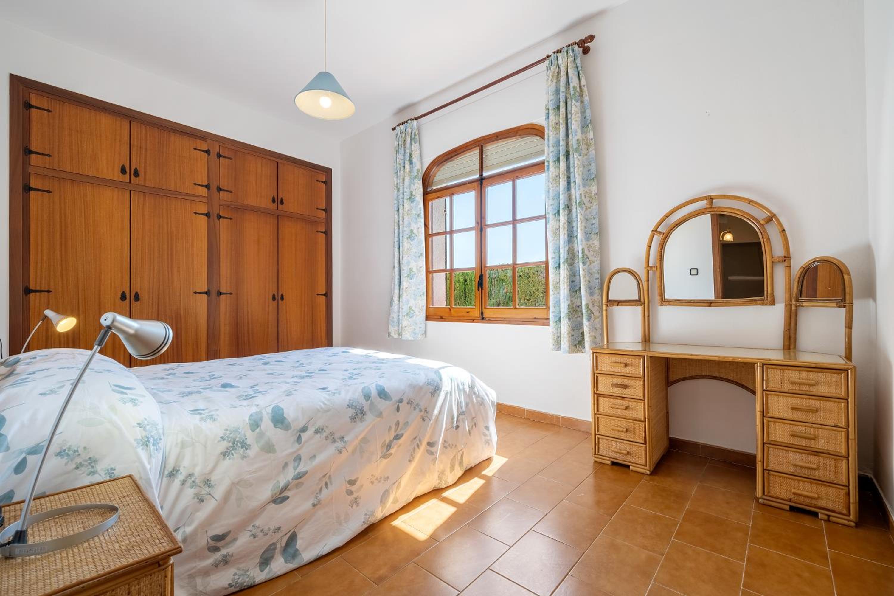 Hauzify I Casa Cardona