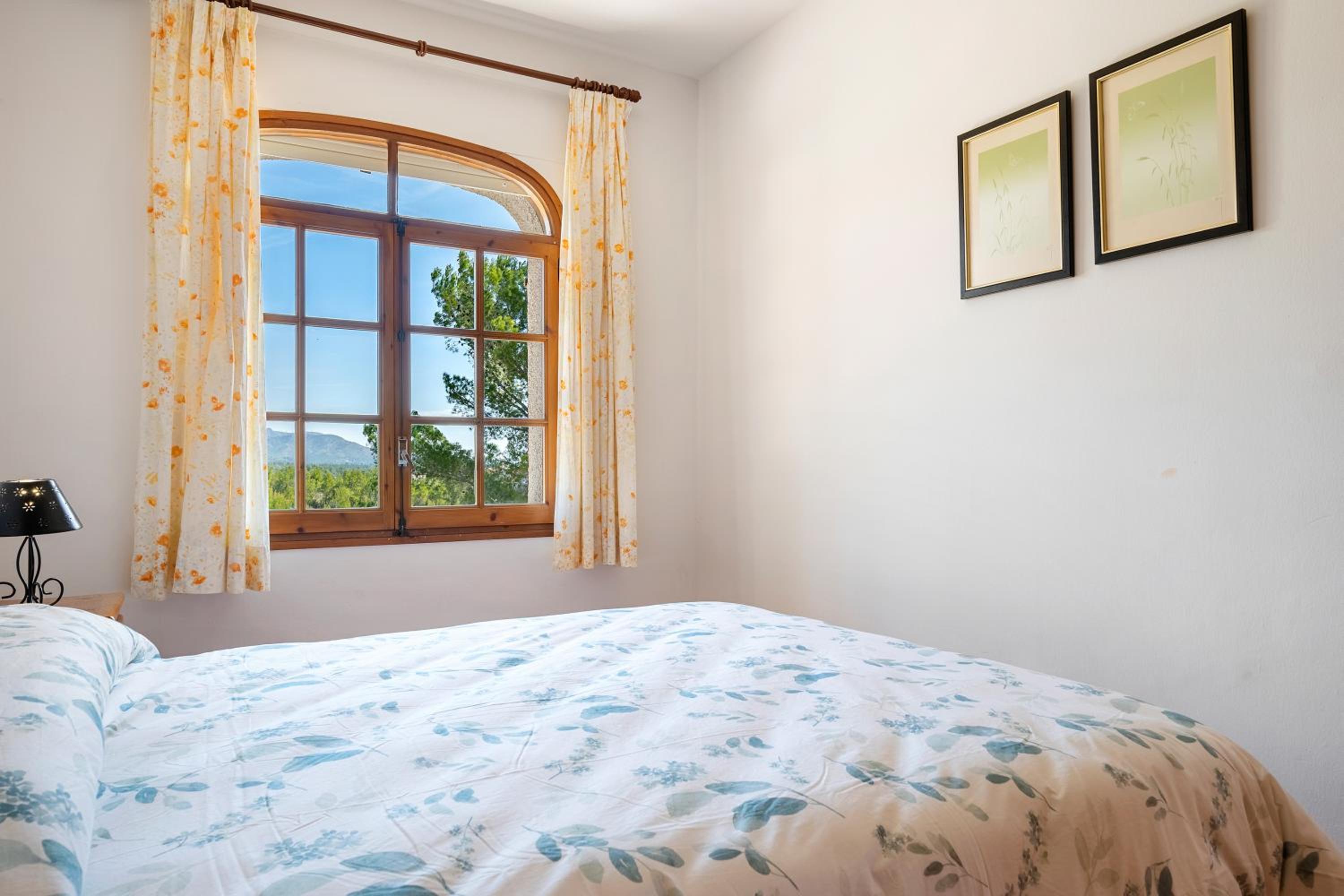 Hauzify I Casa Cardona