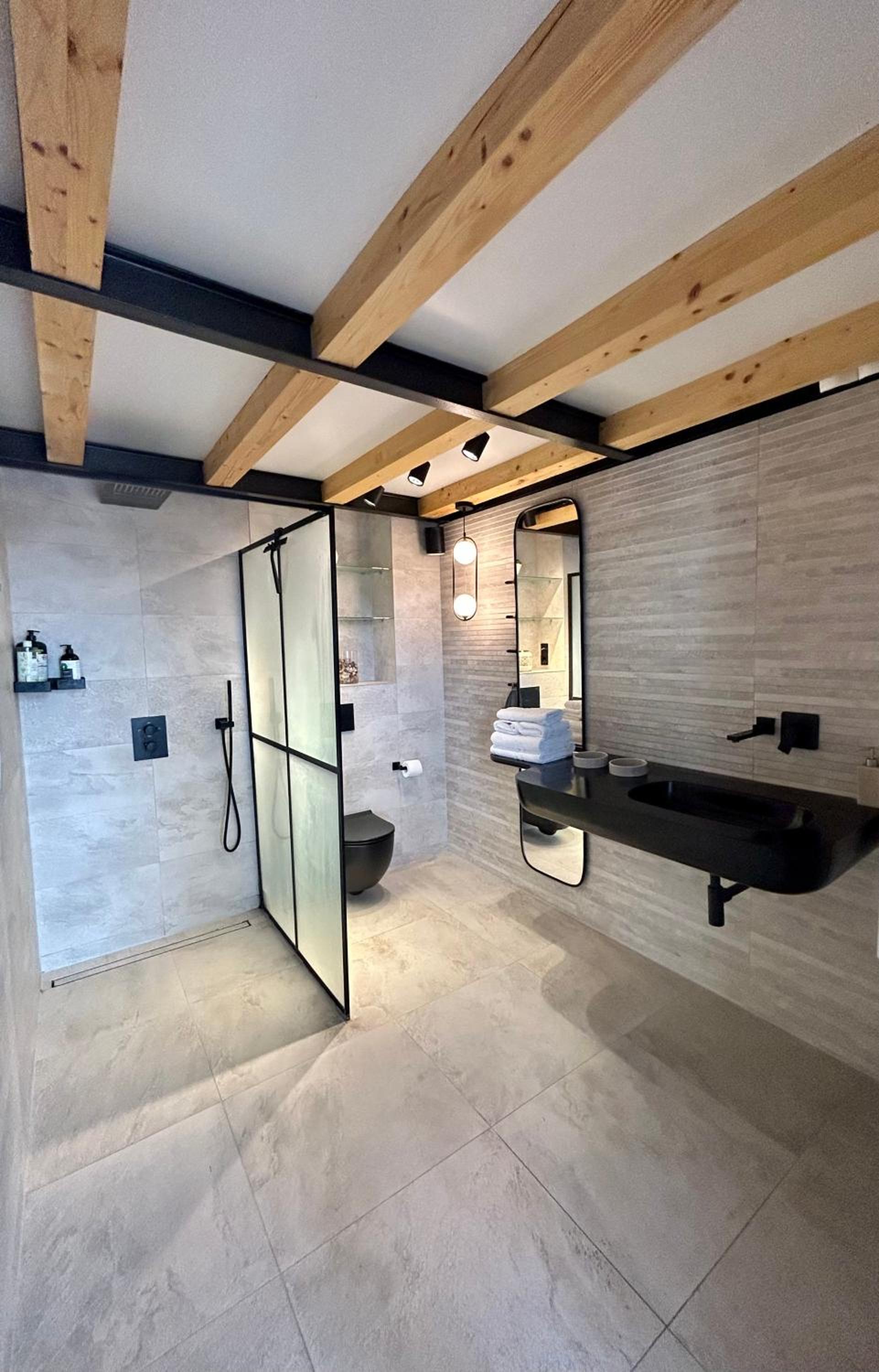 NY Style Uptown Loft with Panoramic View view 4