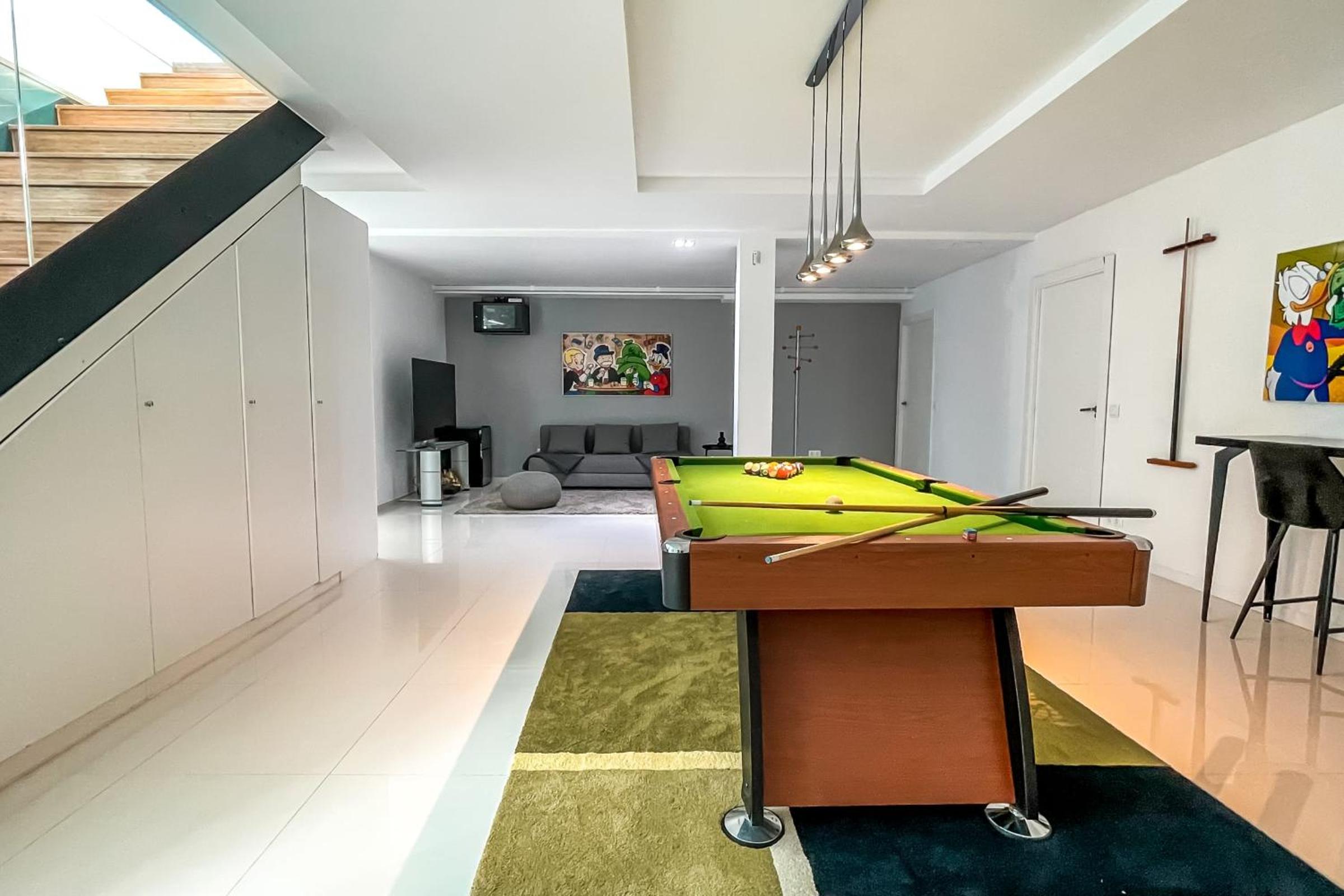 All About Villa Azur